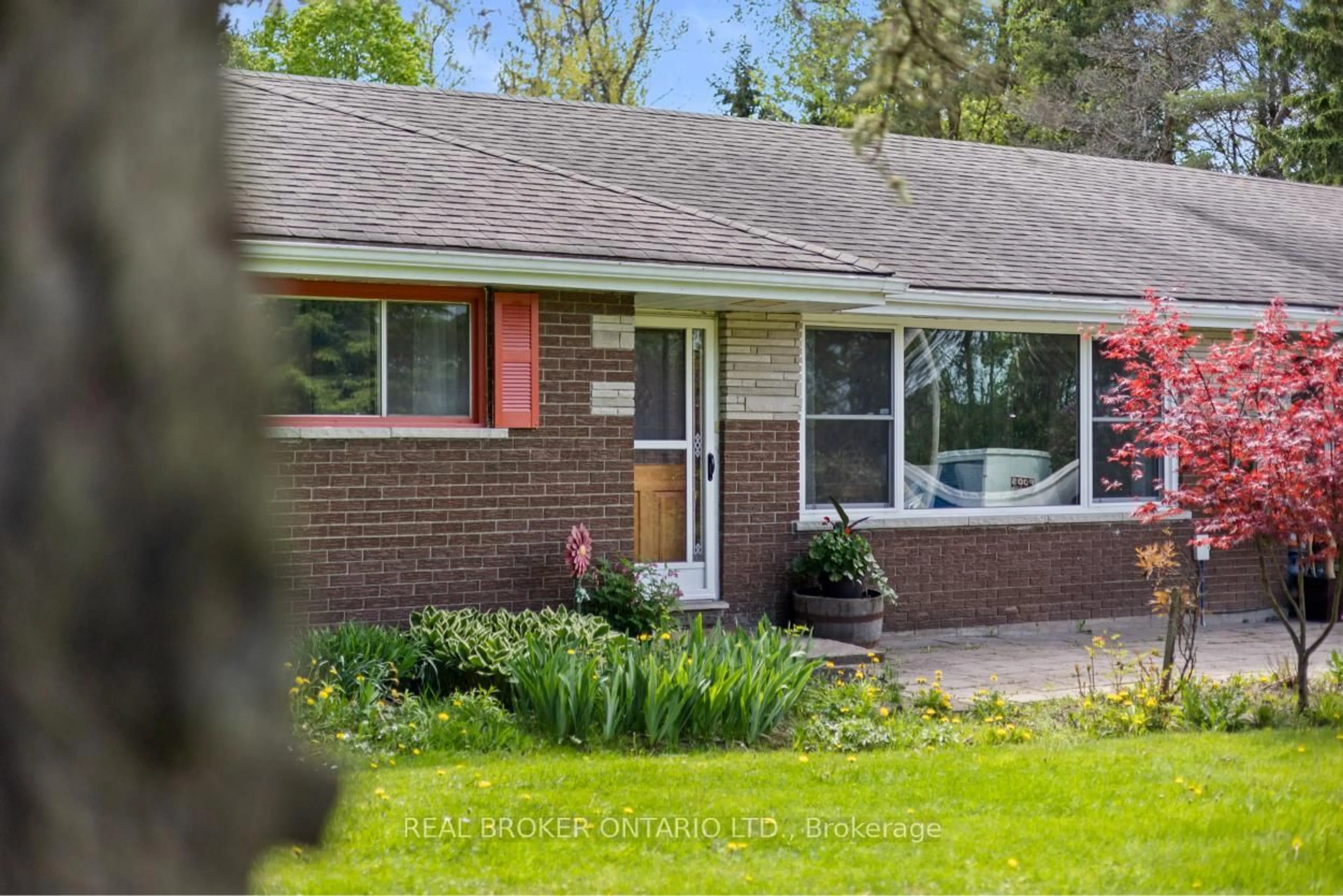 Home with brick exterior material, street for 20286 St Andrews Rd, Caledon Ontario L7K 2C9