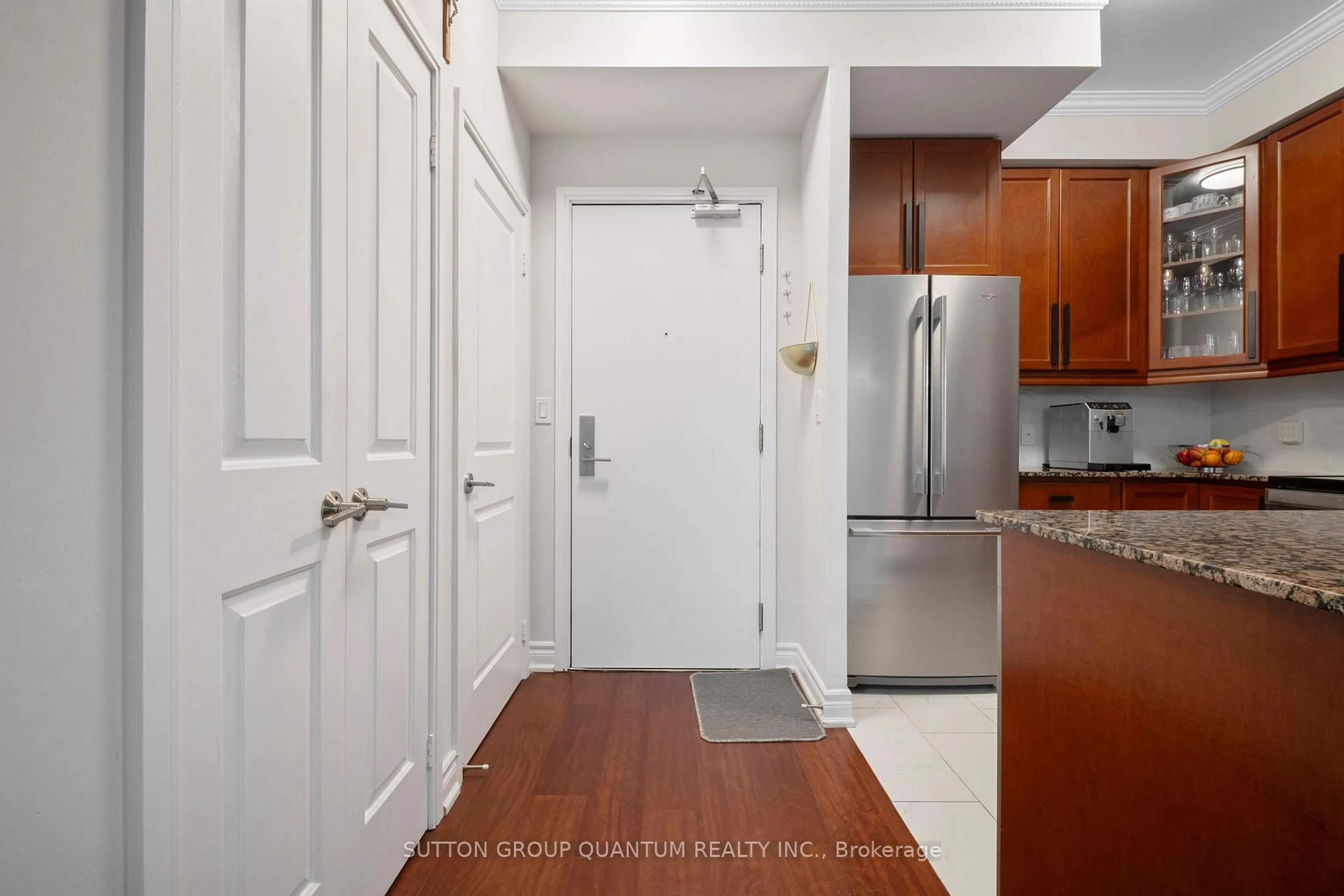 Unknown for 90 Absolute Ave #302, Mississauga Ontario L4Z 0A3