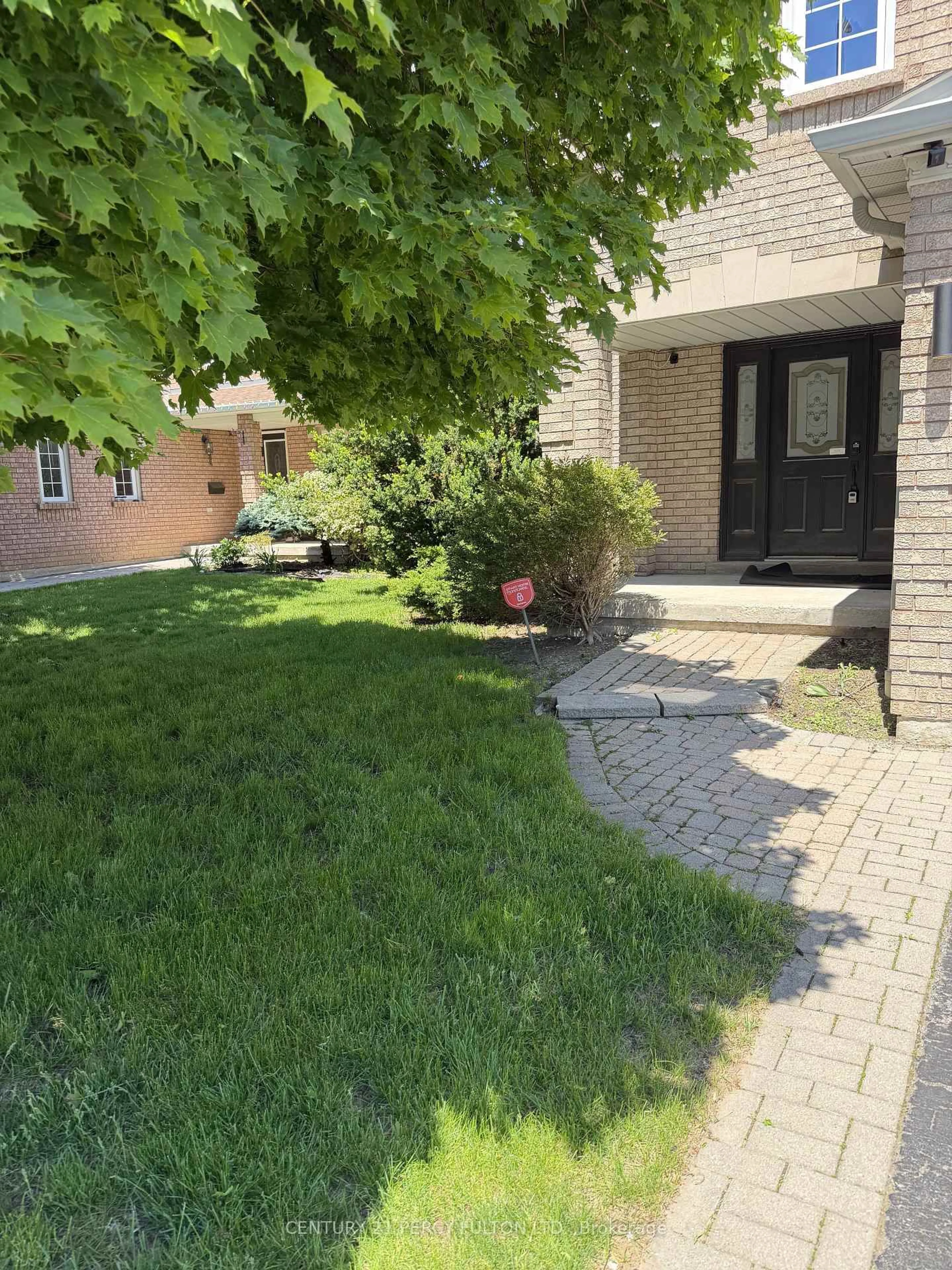 Unknown for 5393 Glen Erin Dr, Mississauga Ontario L5M 5C8
