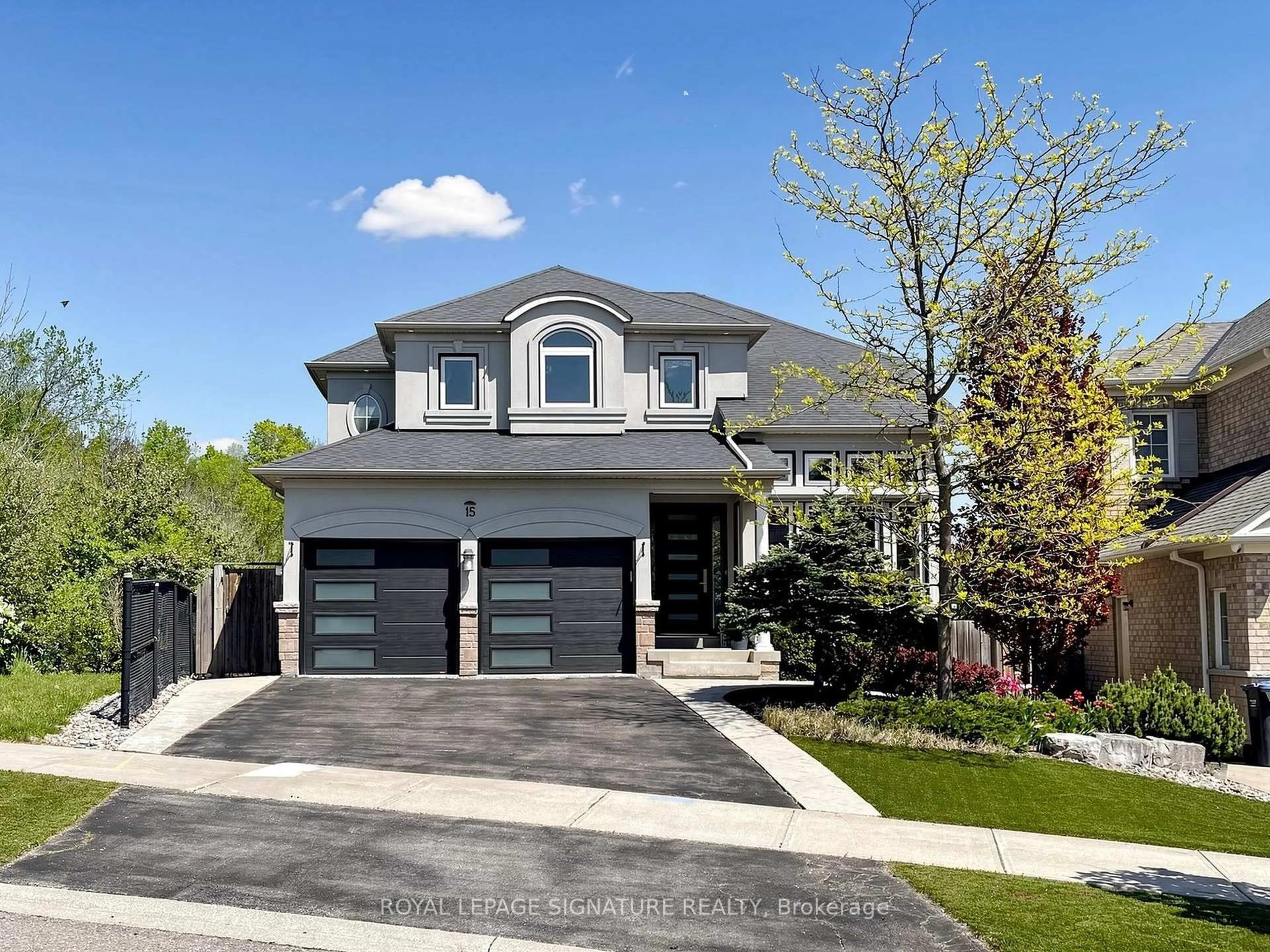 Home with brick exterior material, street for 15 Evans Ridge, Caledon Ontario L7E 2Z2