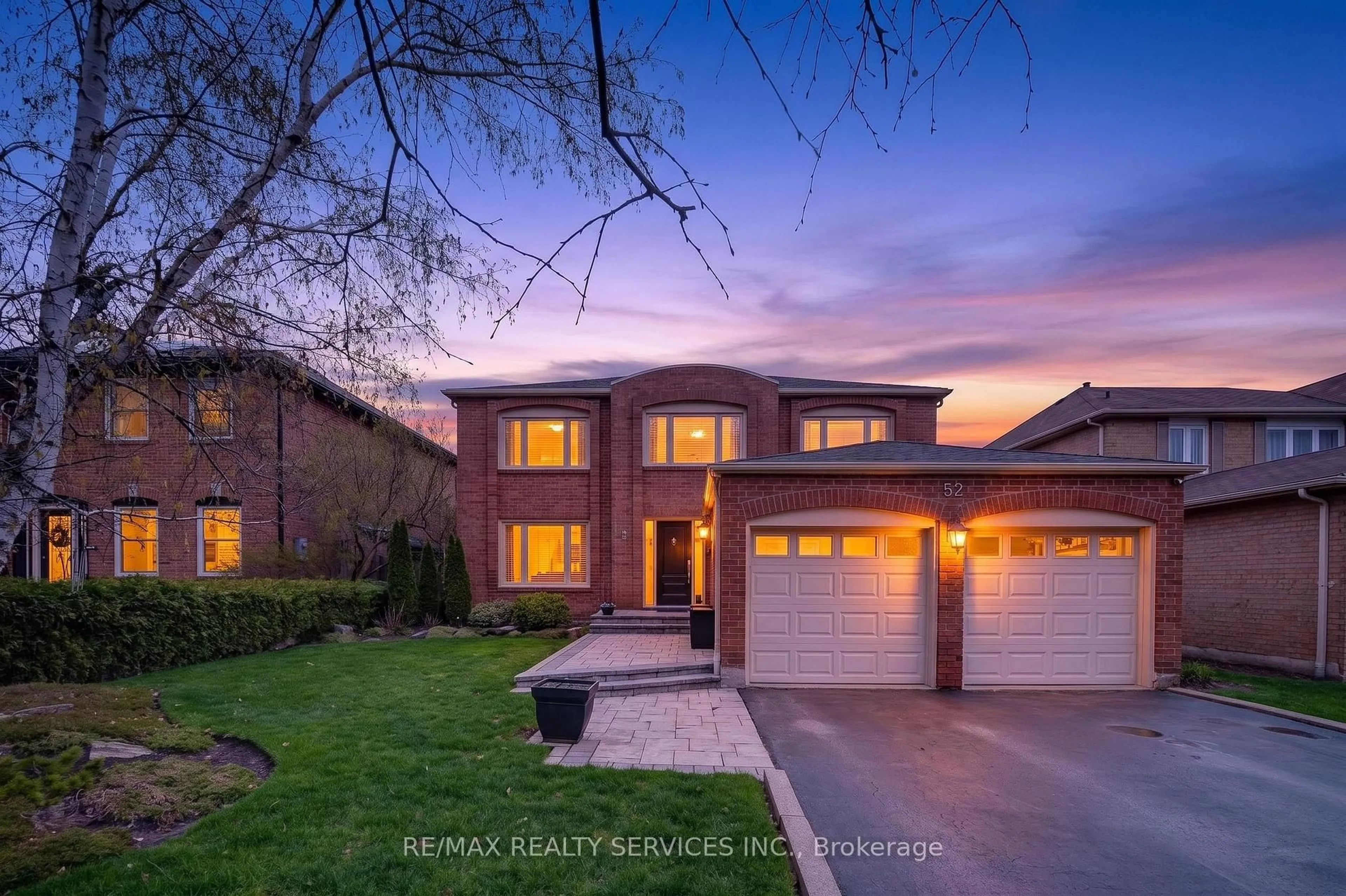 Home with brick exterior material, street for 52 Nottingham Cres, Brampton Ontario L6S 4G4