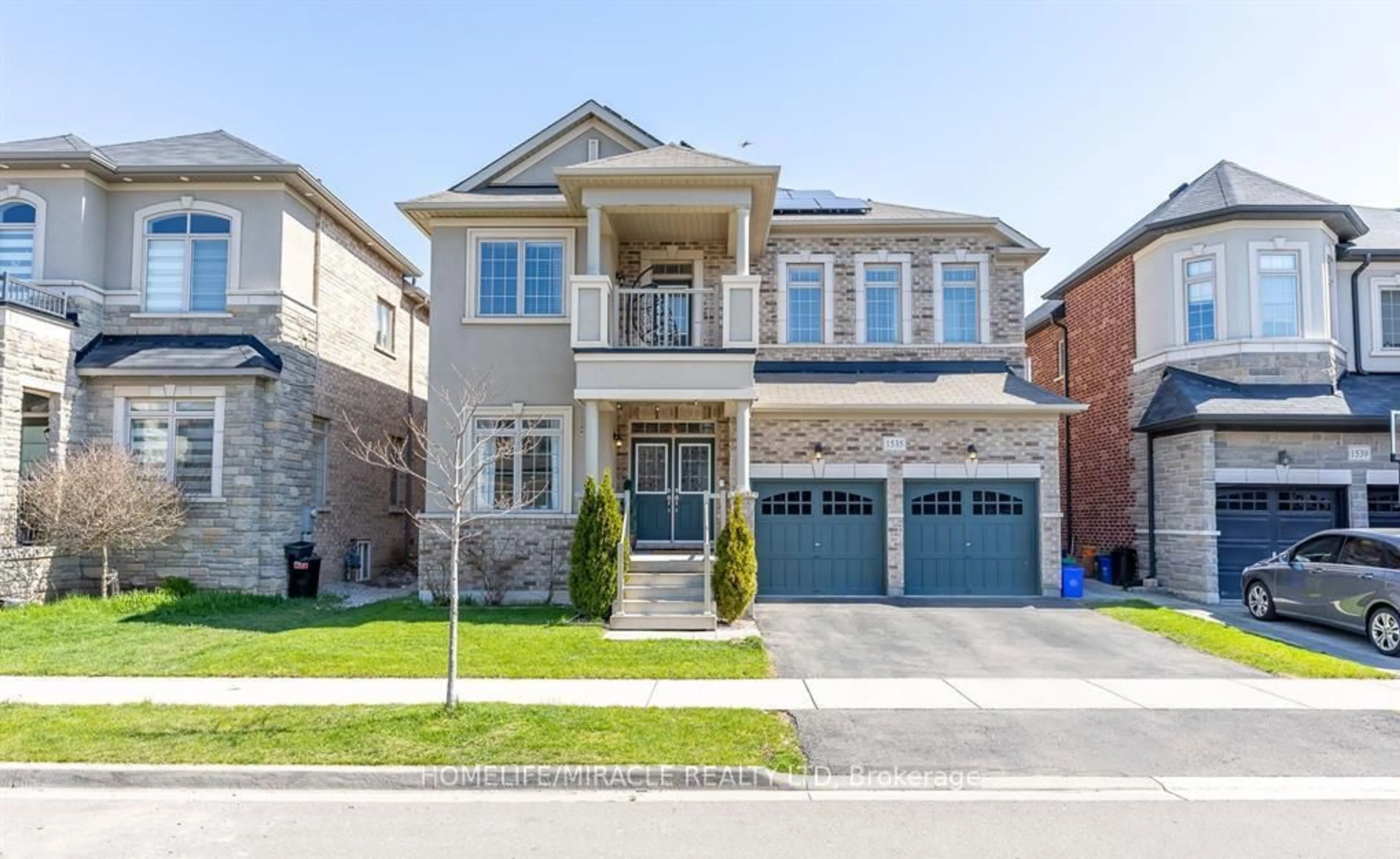 Home with brick exterior material, street for 1535 Mendelson Hts, Milton Ontario L9E 1H3