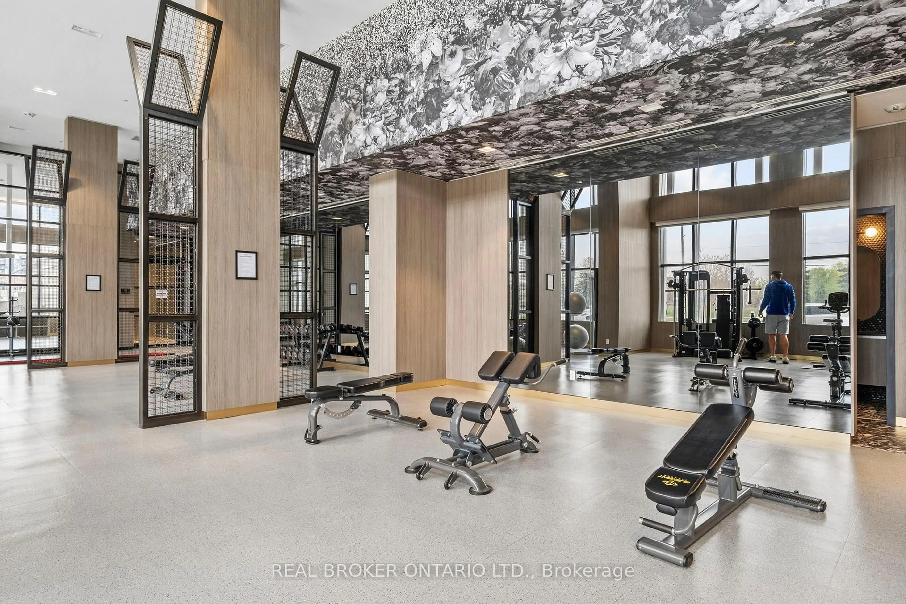 Gym or fitness room for 405 Dundast St #328, Oakville Ontario L6M 5P9