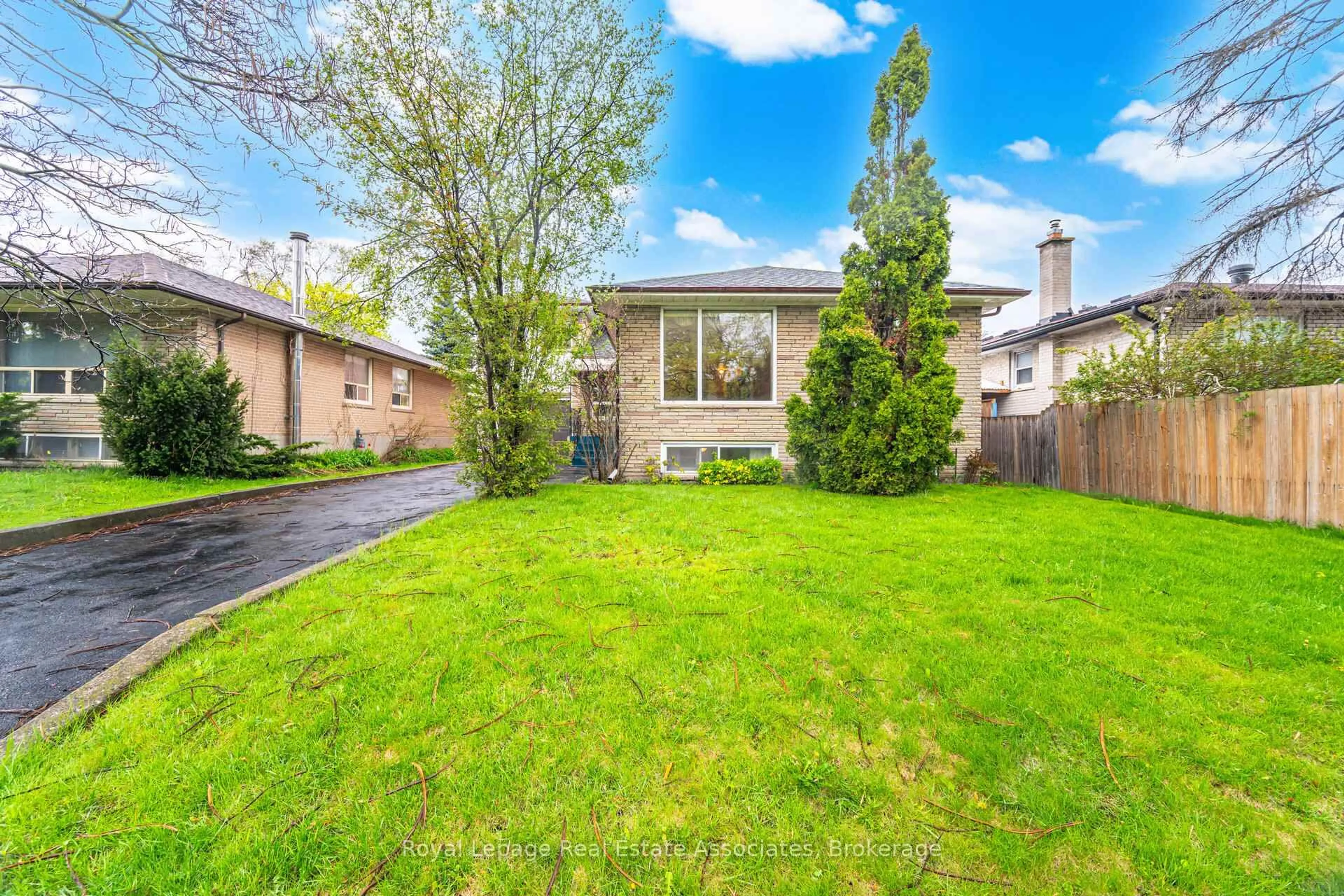 Unknown for 193 Kingsview Blvd, Toronto Ontario M9R 1V7