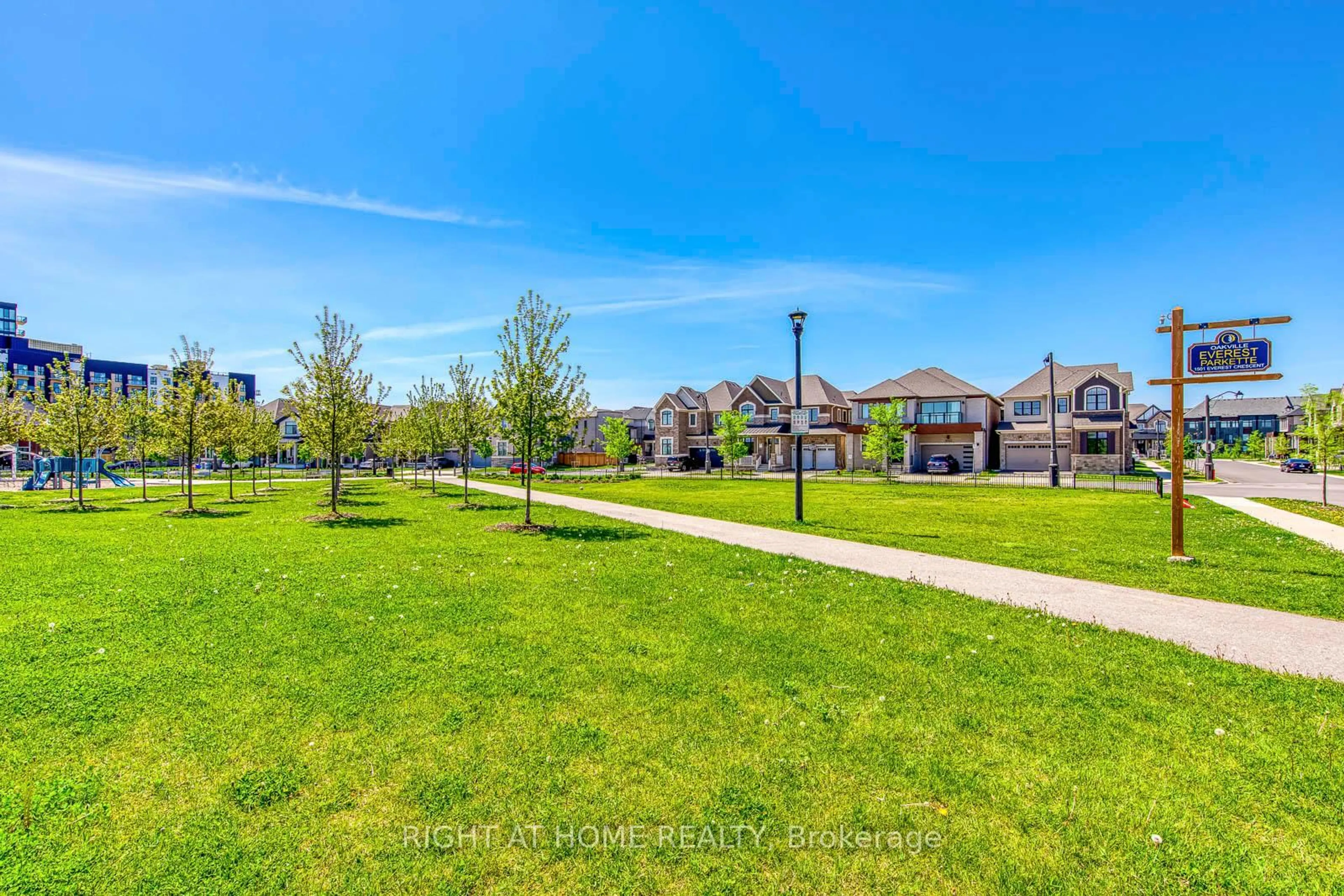 A pic from outside/outdoor area/front of a property/back of a property/a pic from drone, water/lake/river/ocean view for 1387 Aymond Cres, Oakville Ontario L6H 7W9