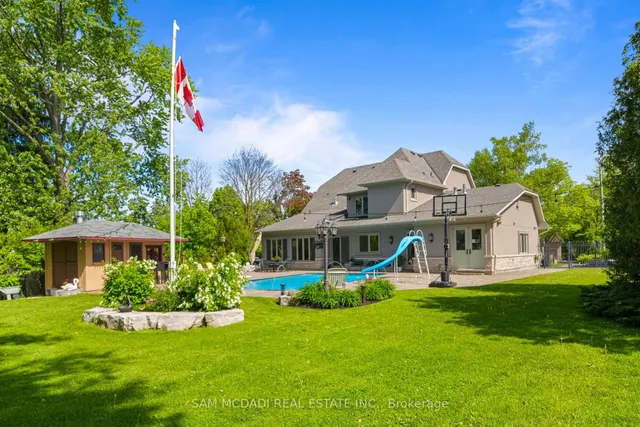 2411 Thorn Lodge Dr, Mississauga 3