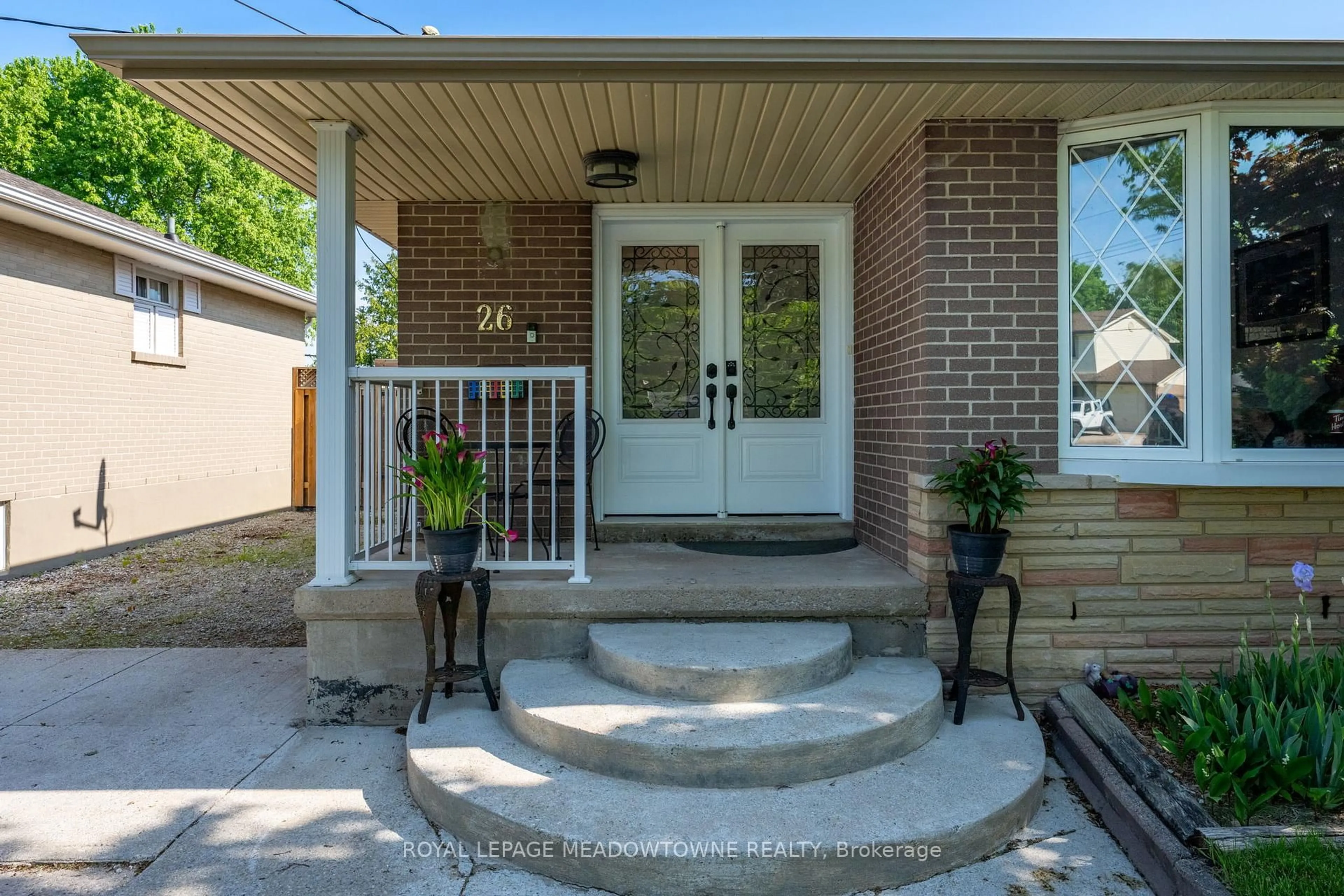 Unknown for 26 Moultrey Cres, Halton Hills Ontario L7G 4N5
