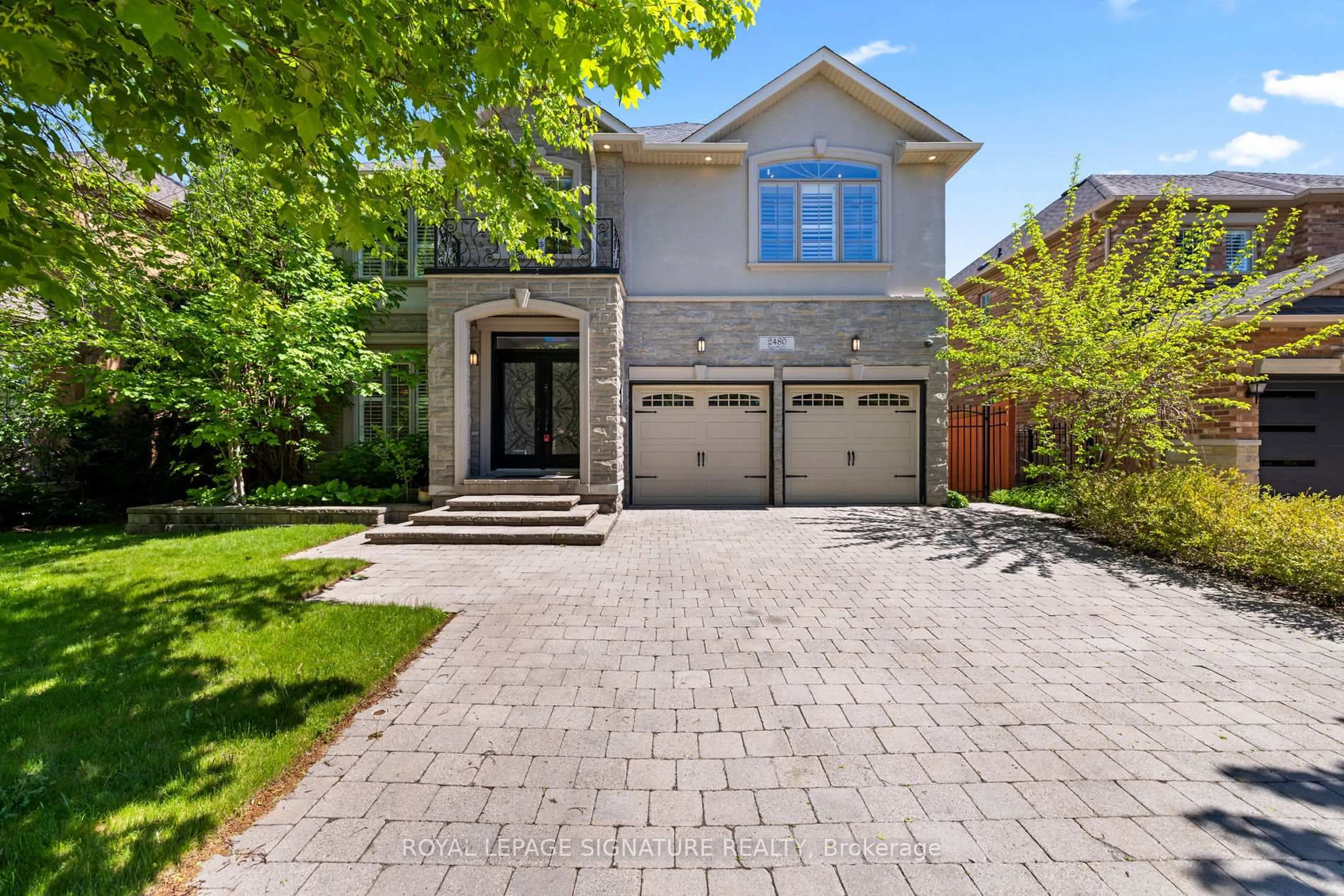Home with brick exterior material, street for 2480 Upper Valley Cres, Oakville Ontario L6H 7P2