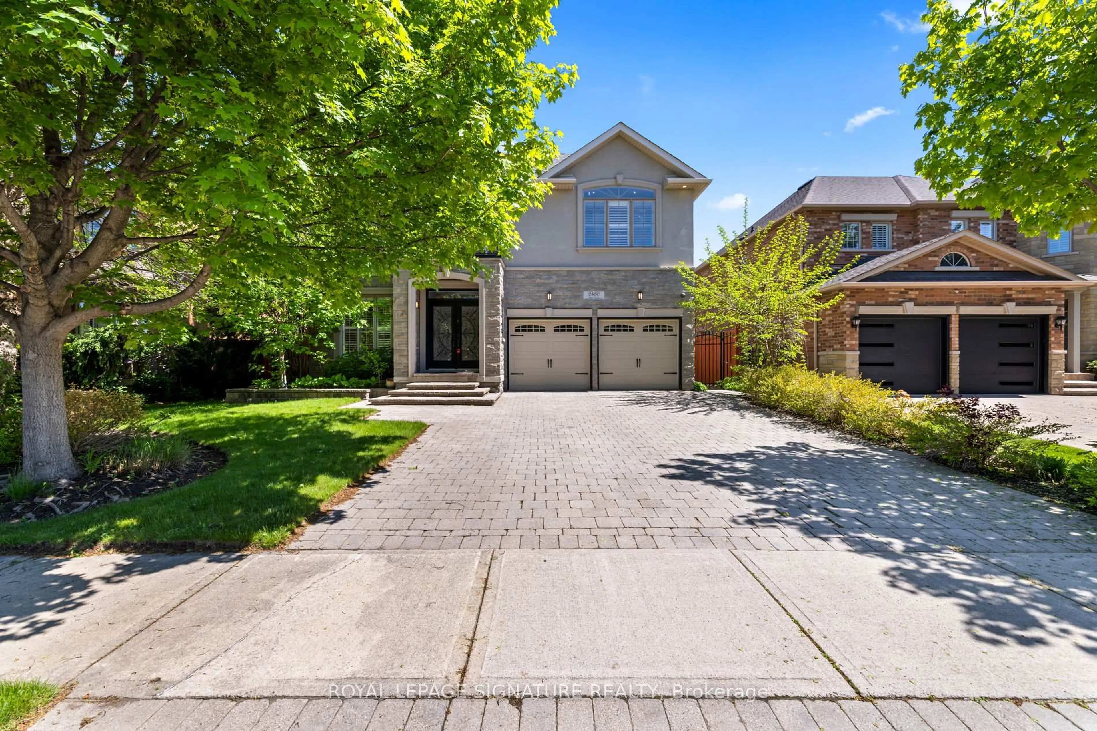 Home with brick exterior material, street for 2480 Upper Valley Cres, Oakville Ontario L6H 7P2