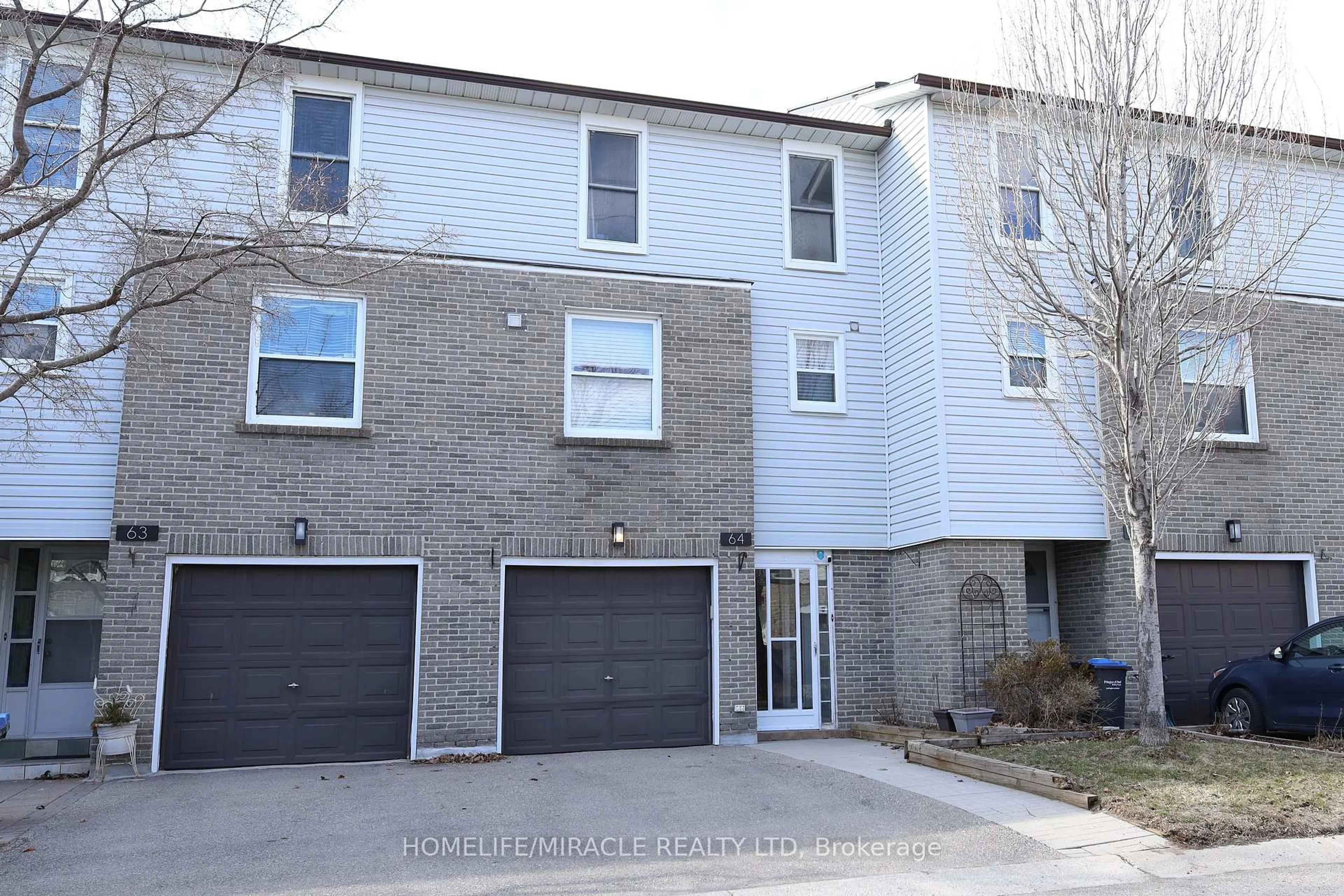 Unknown for 2440 Bromsgrove Rd #64, Mississauga Ontario L5J 4J7