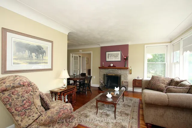 2455 Rebecca St, Oakville 2