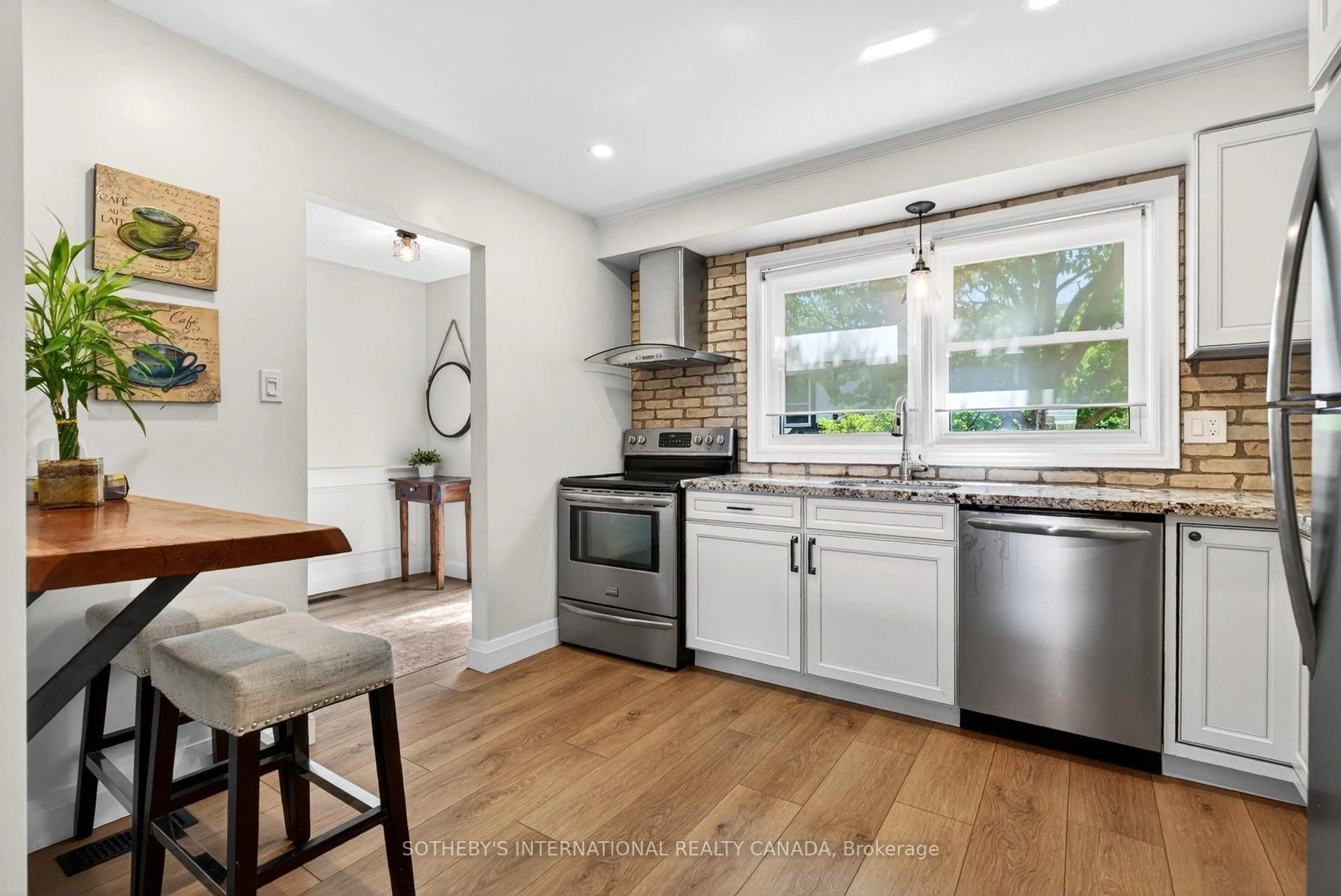 Open concept kitchen, unknown for 2230 Upper Middle Rd #3, Burlington Ontario L7P 2Z9