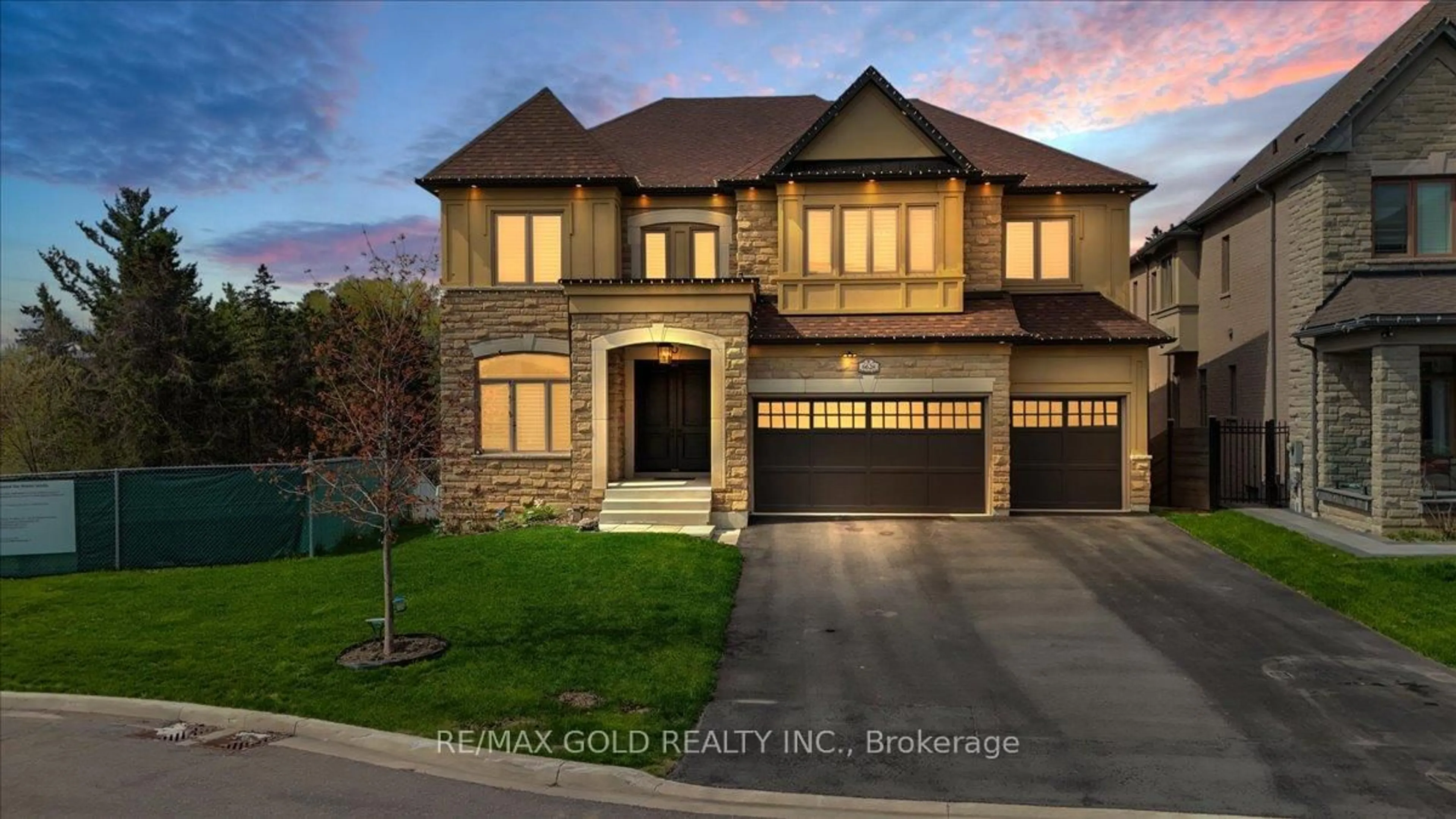 Home with brick exterior material, street for 6628 Rothschild Tr, Mississauga Ontario L5W 0A6
