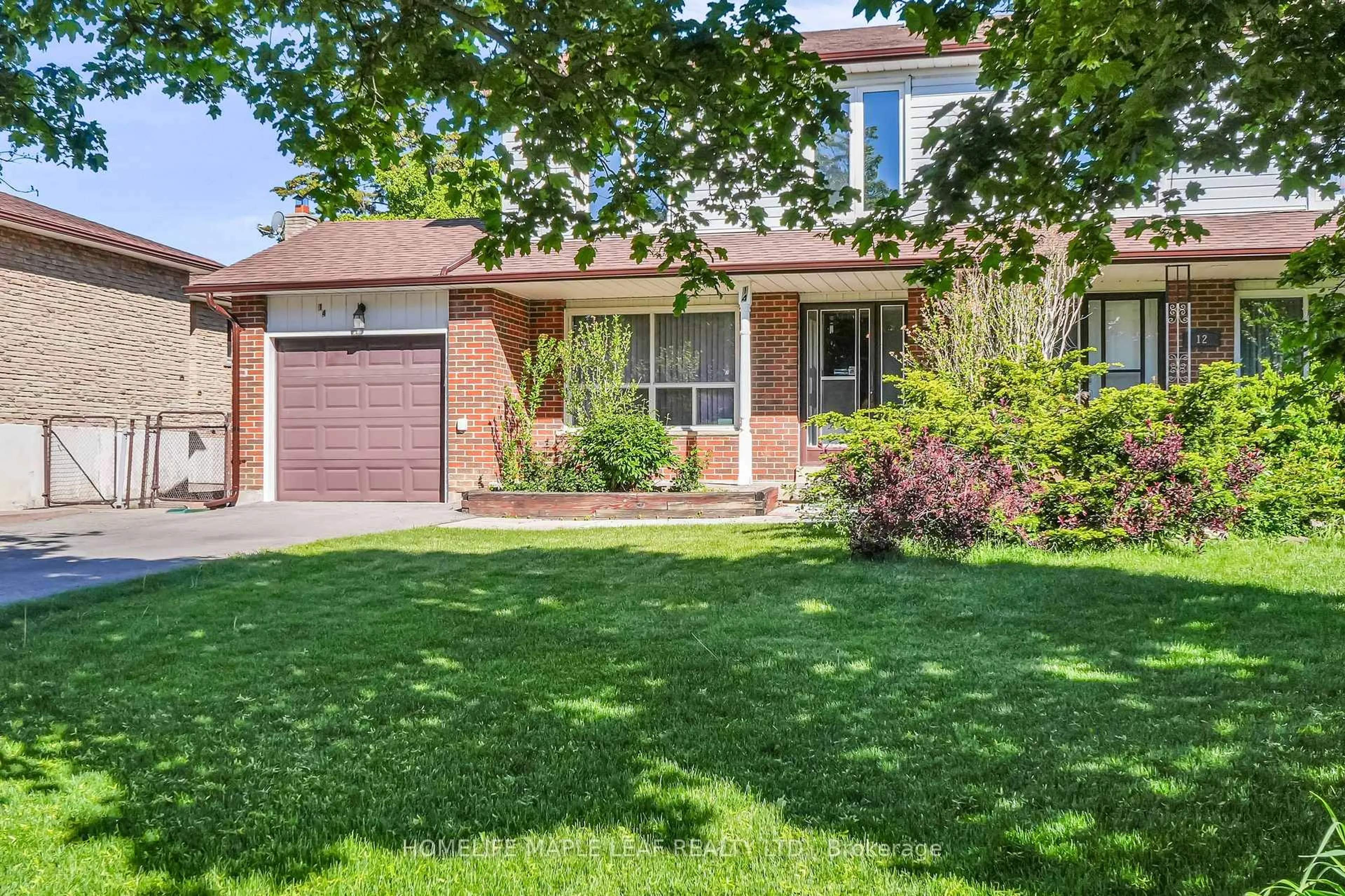 Home with brick exterior material, street for 14 Manitou Cres, Brampton Ontario L6S 2Z8