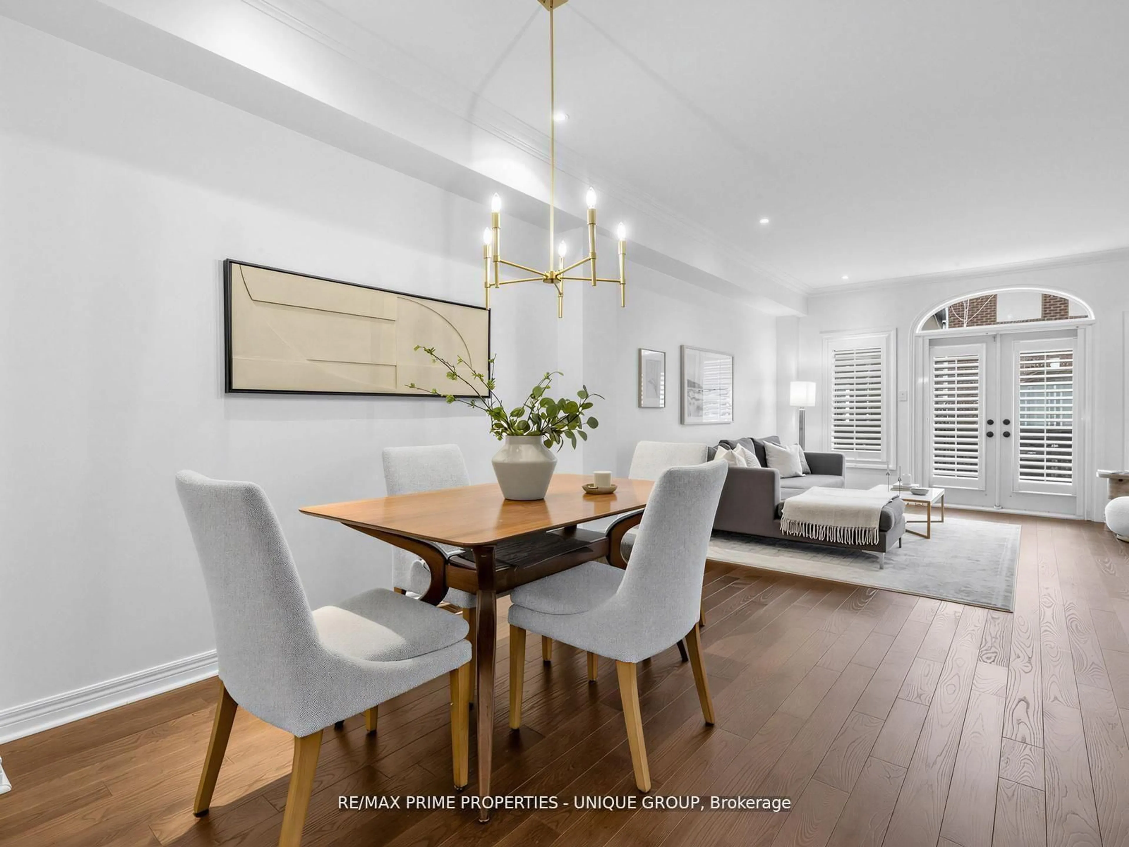 Dining room, wood/laminate floor for 19 James Stock Path, Toronto Ontario M8Z 6C6