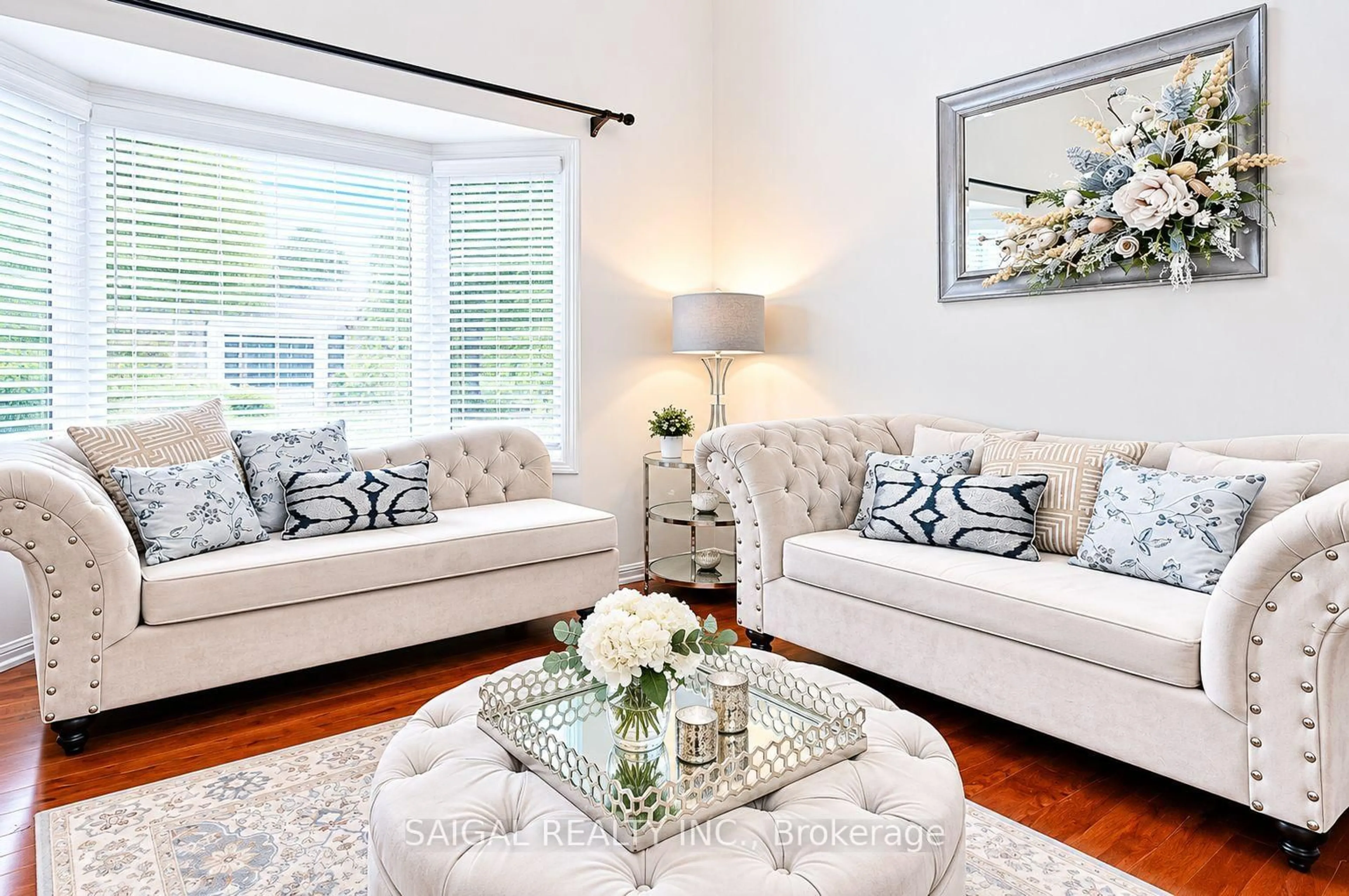 Living room with furniture, unknown for 558 Hood Terr, Milton Ontario L9T 0H2