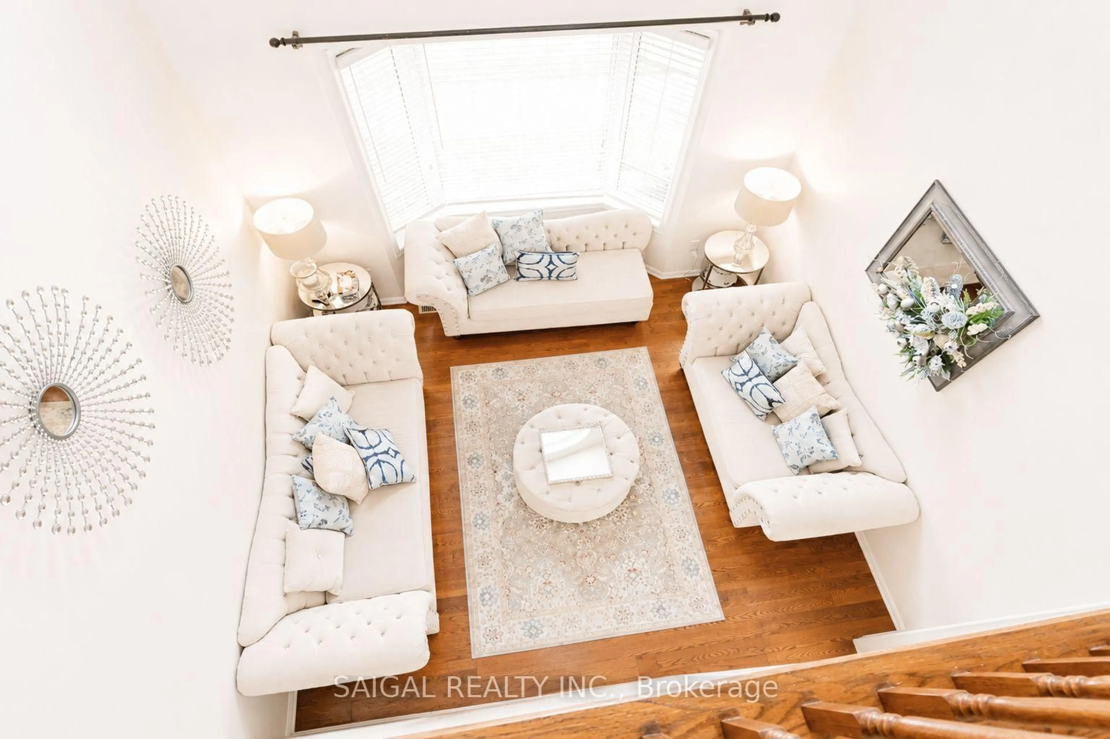 Living room with furniture, unknown for 558 Hood Terr, Milton Ontario L9T 0H2