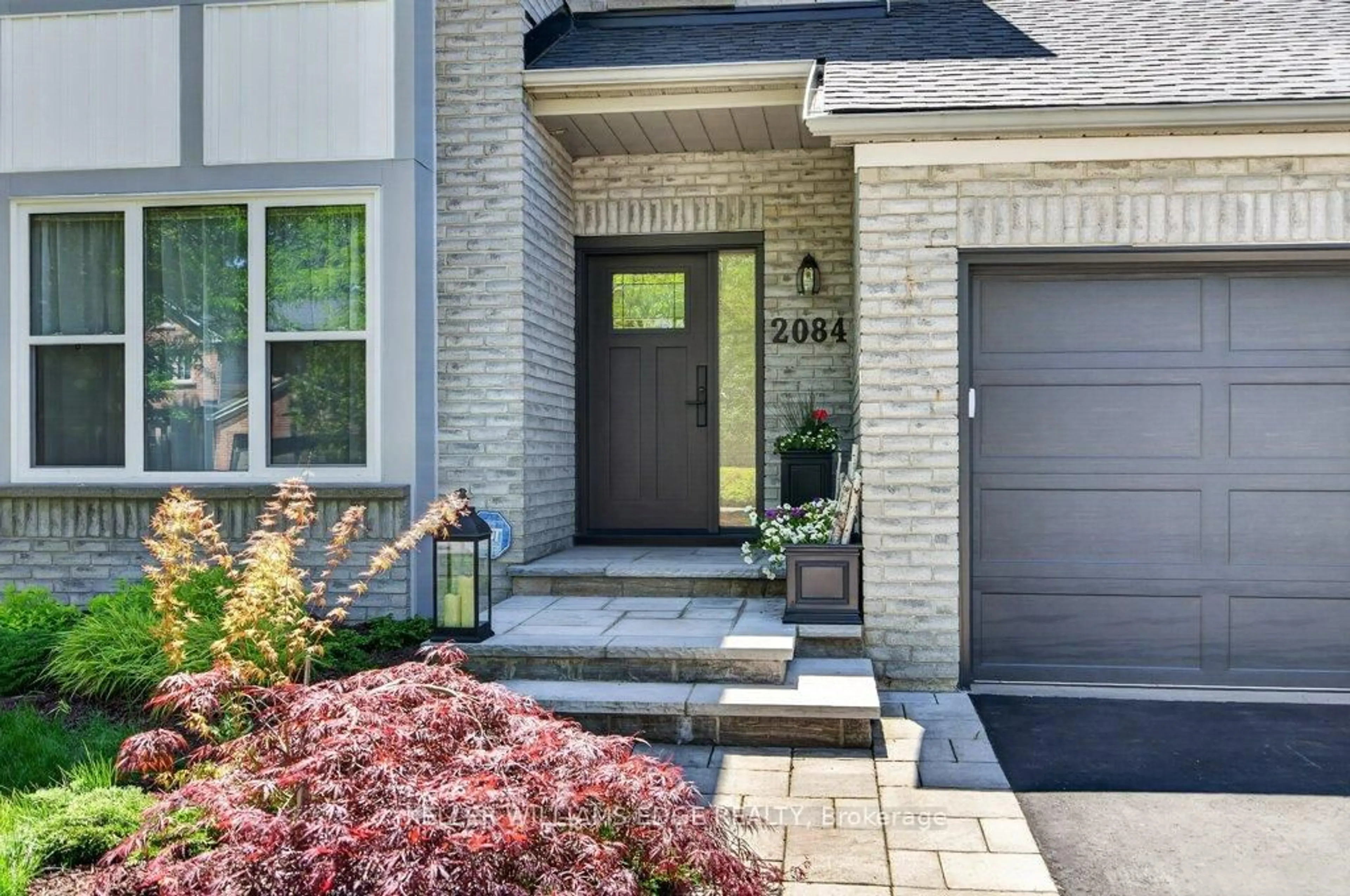 Home with brick exterior material, street for 2084 William O'Connell Blvd, Burlington Ontario L7M 3V1