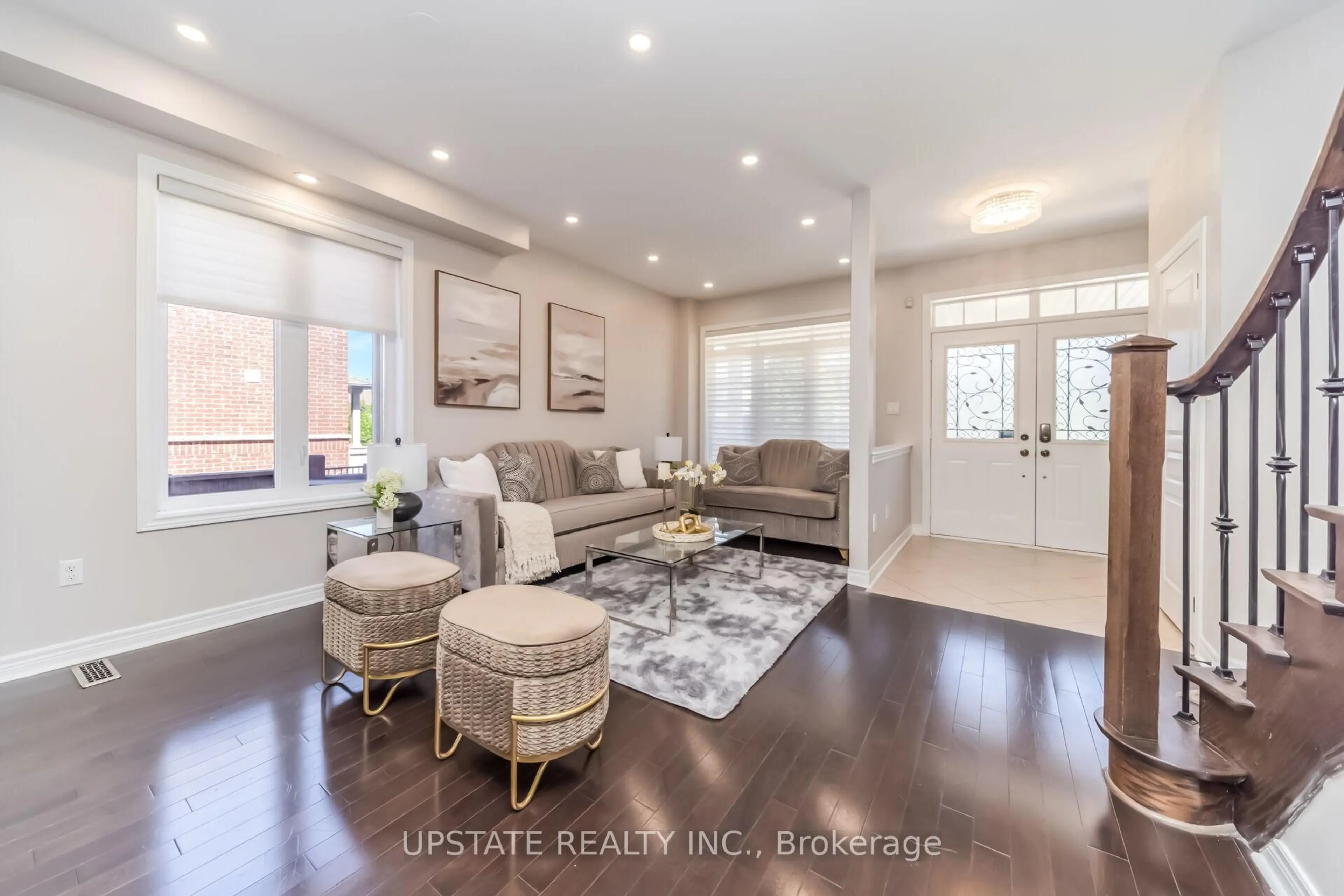 Living room with furniture, unknown for 150 Lloyd Sanderson Dr, Brampton Ontario L6Y 0Z9