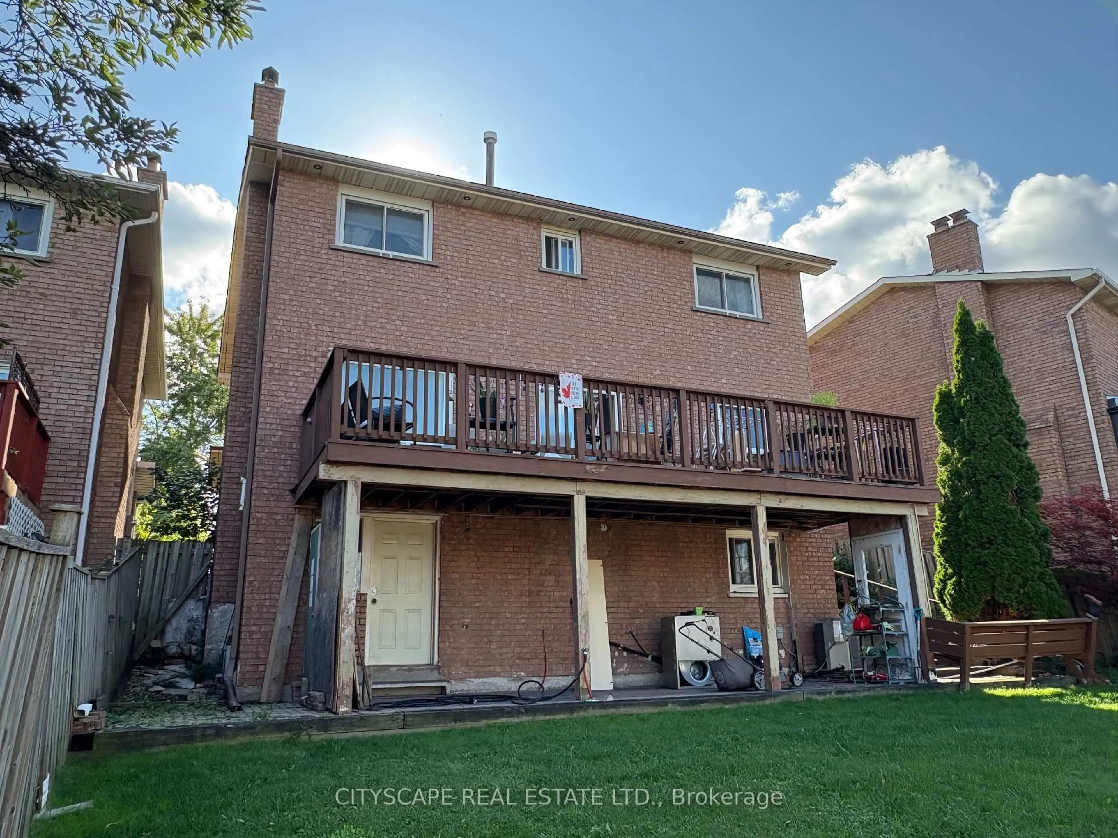 Unknown for 4356 Wakefield Cres, Mississauga Ontario L5C 4N2