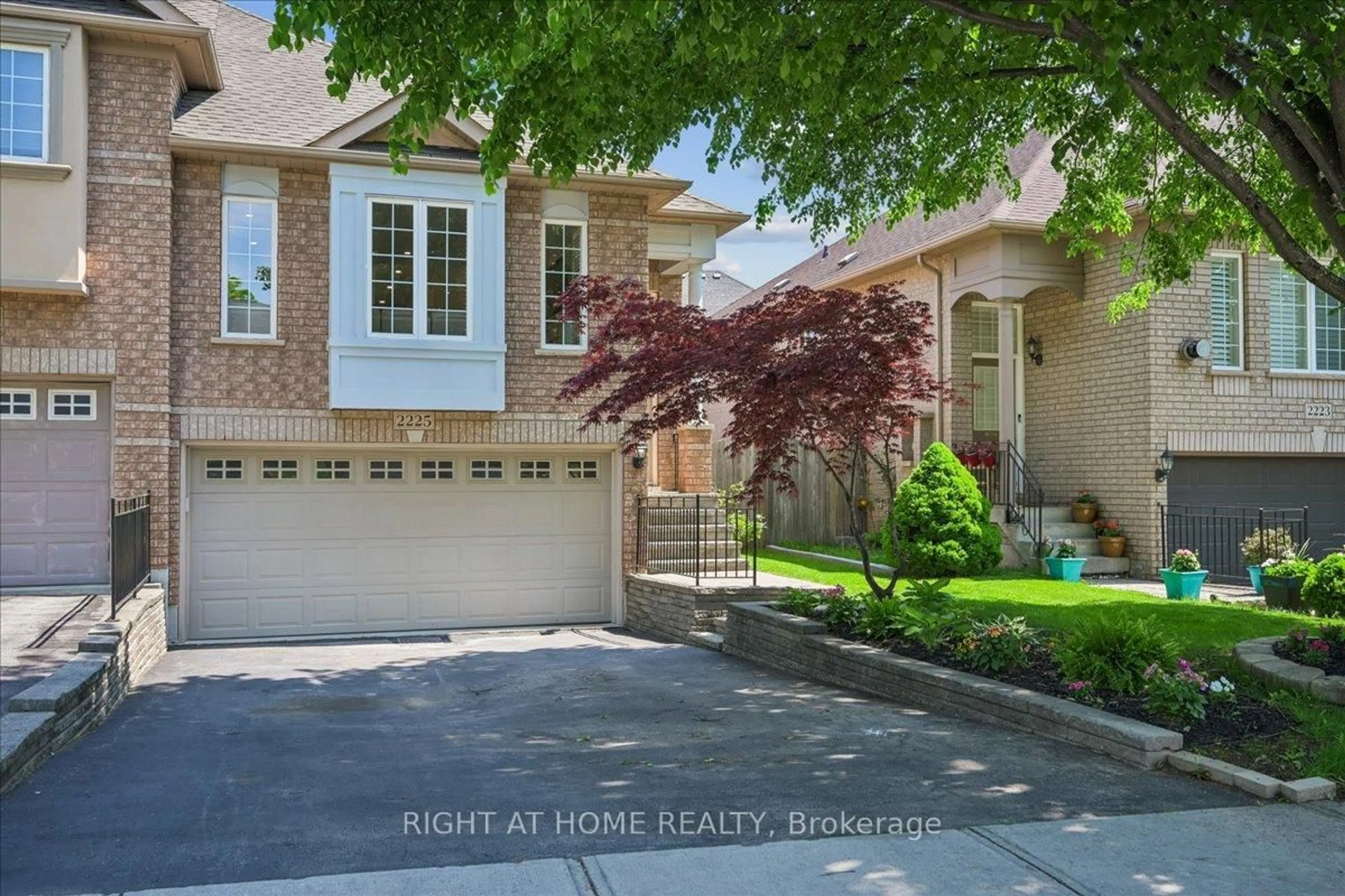 Unknown for 2225 Hummingbird Way, Oakville Ontario L6M 3Z6
