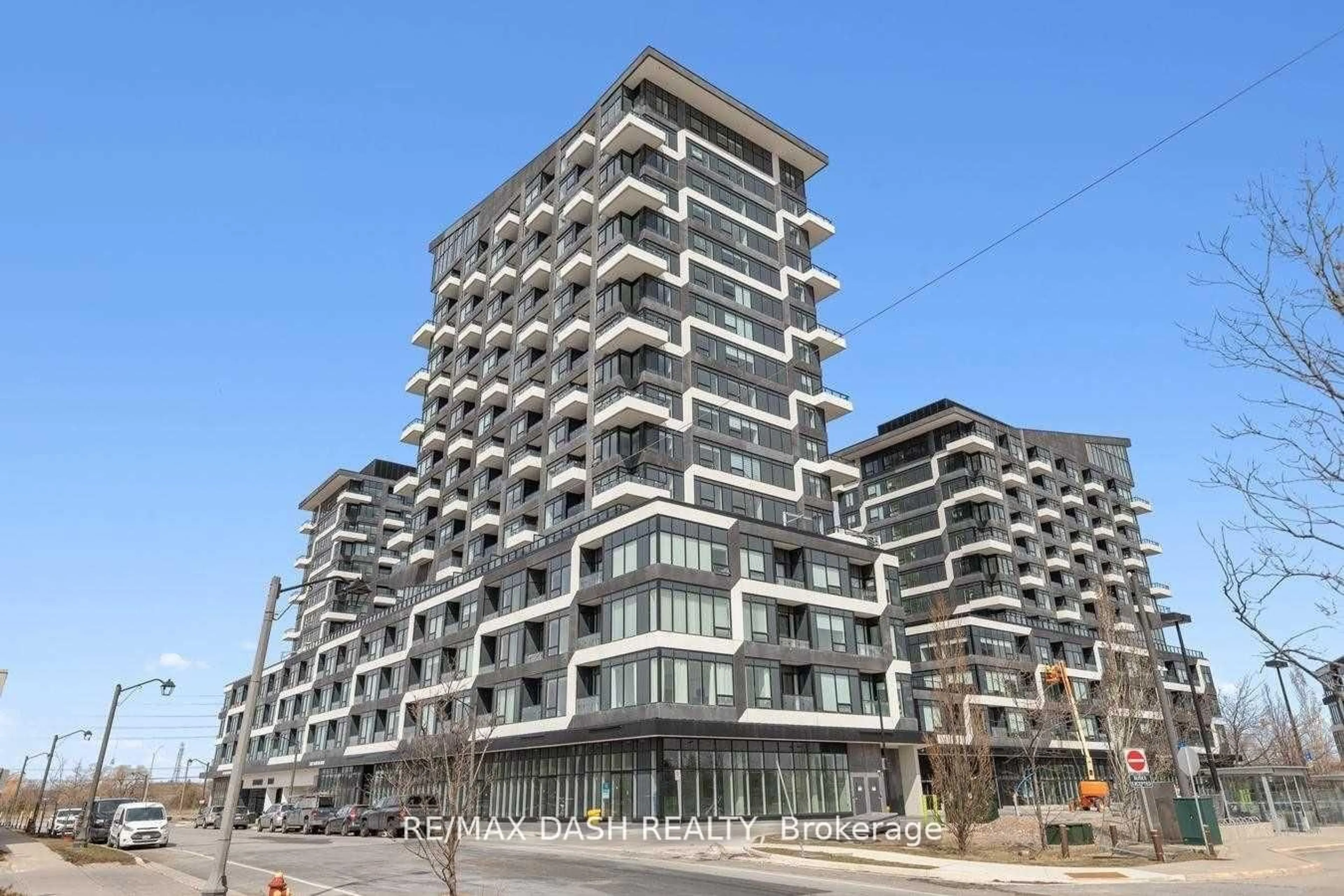 Unknown for 2485 Taunton Rd #621, Oakville Ontario L6H 3R8