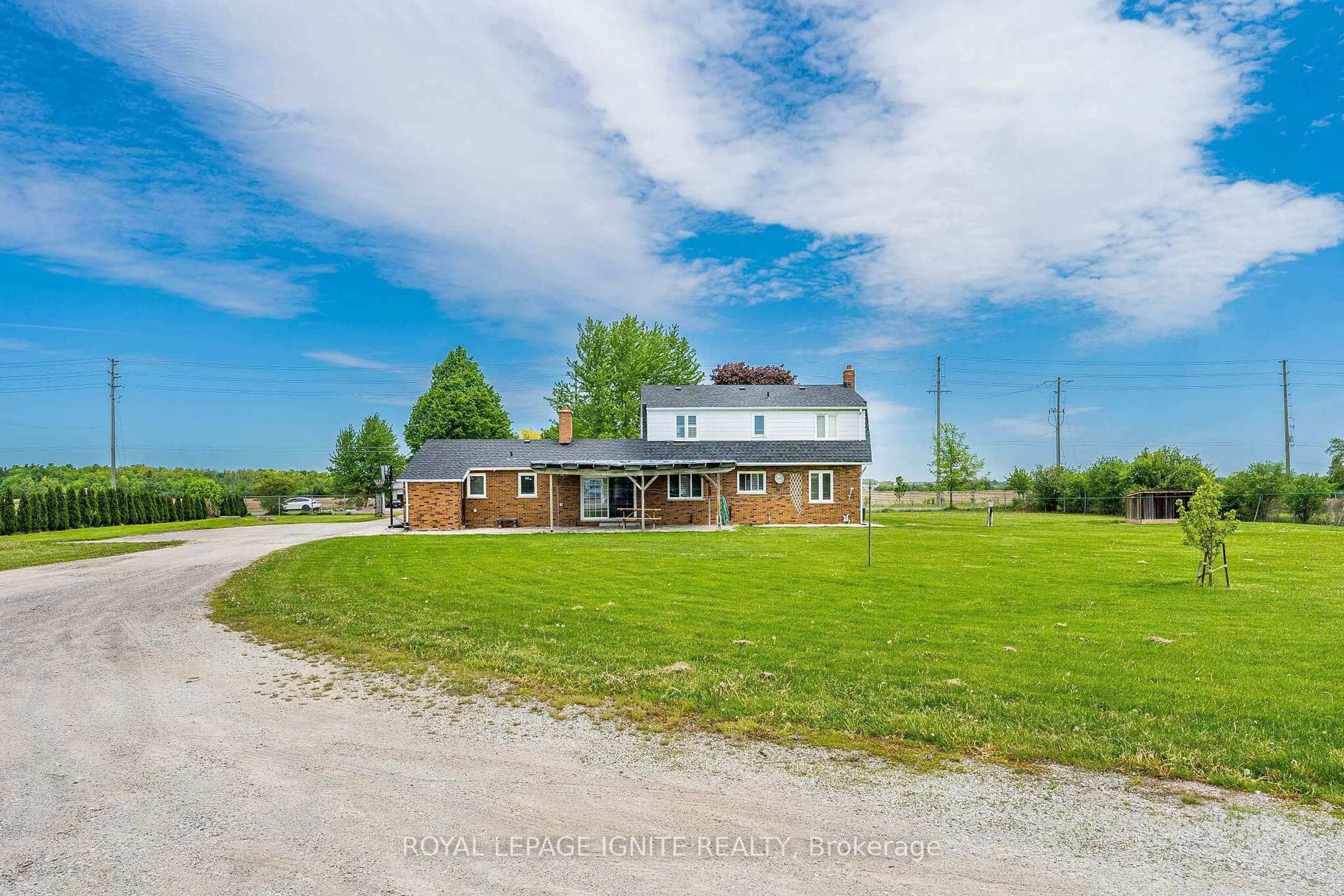 A pic from outside/outdoor area/front of a property/back of a property/a pic from drone, building for 8602 Winston Churchill Blvd, Halton Hills Ontario L0P 1K0