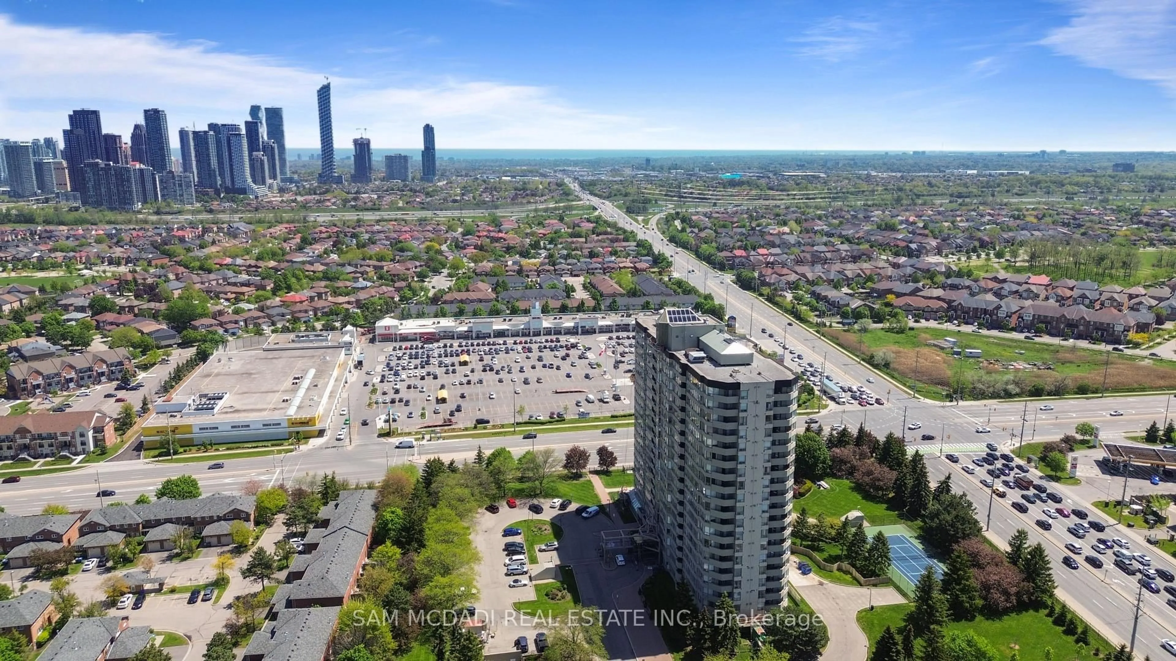 A pic from outside/outdoor area/front of a property/back of a property/a pic from drone, city buildings view from balcony for 700 Constellation Dr #1109, Mississauga Ontario L5R 3G8