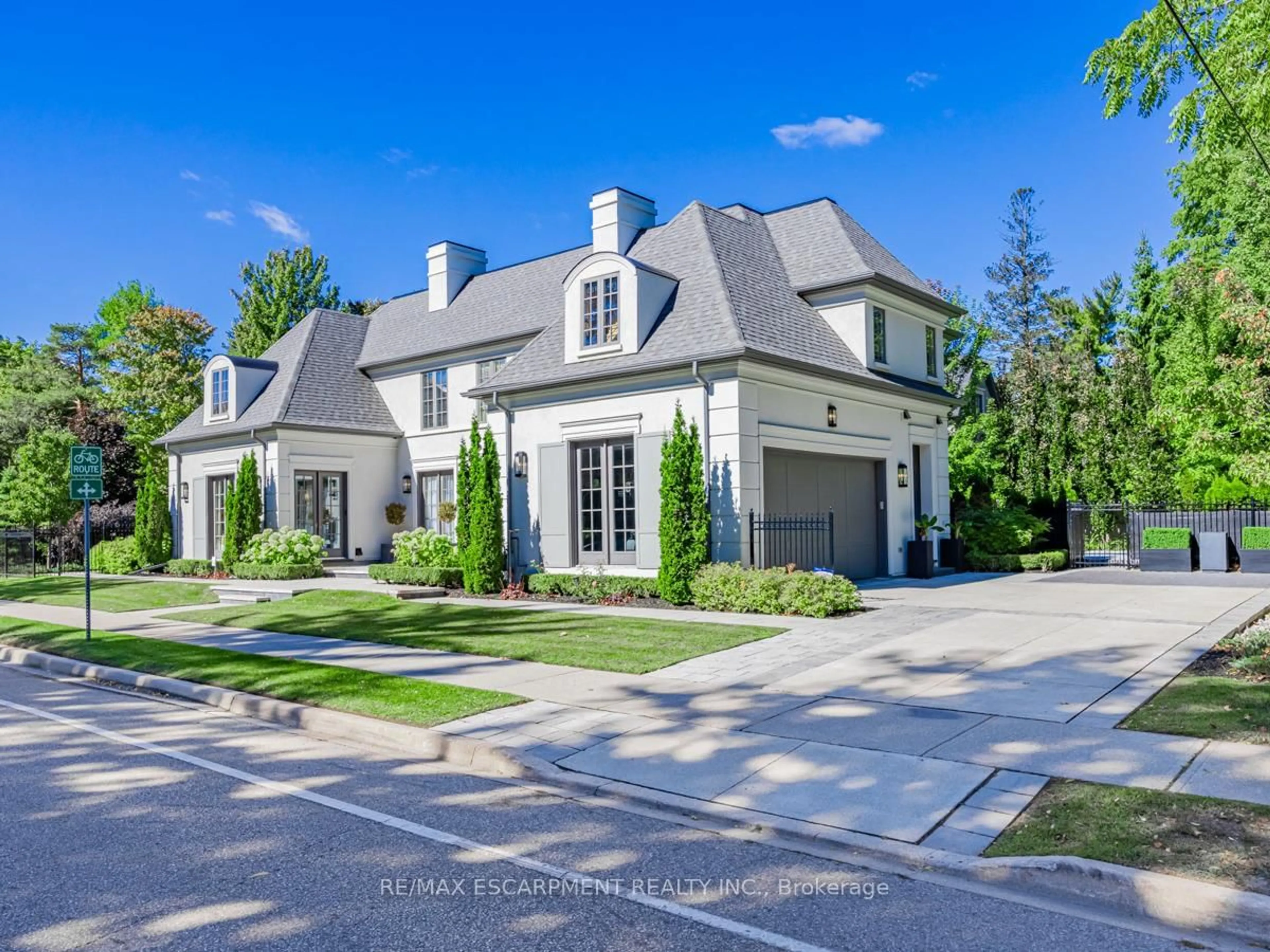 Home with brick exterior material, street for 393 Maple Grove Dr, Oakville Ontario L6J 4V8