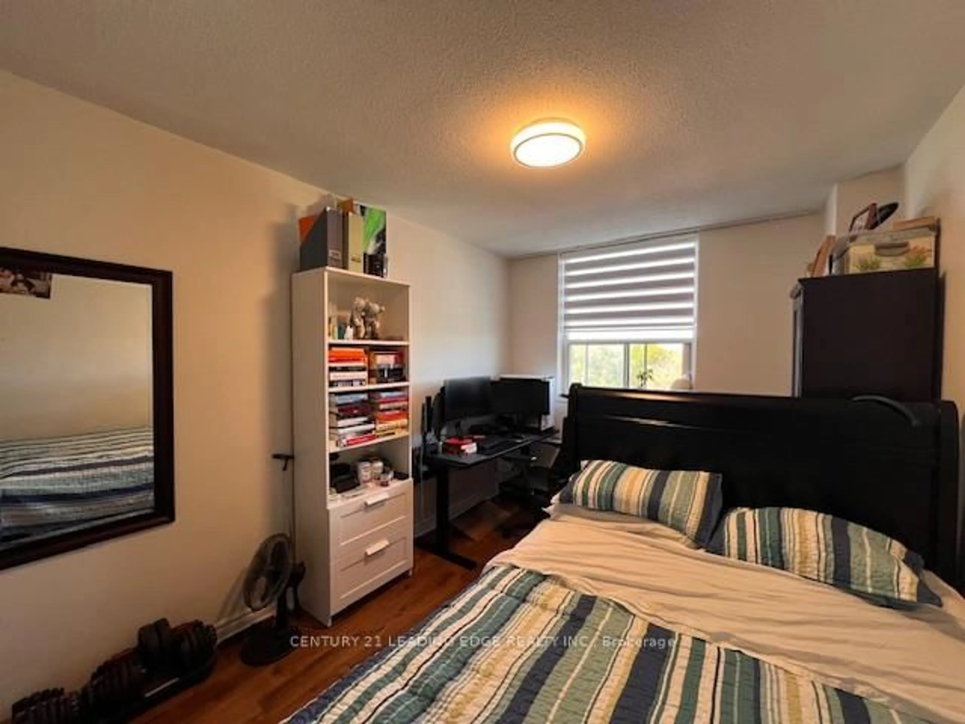 A pic of a room for 80 Grandravine Dr #911, Toronto Ontario M3J 1B2