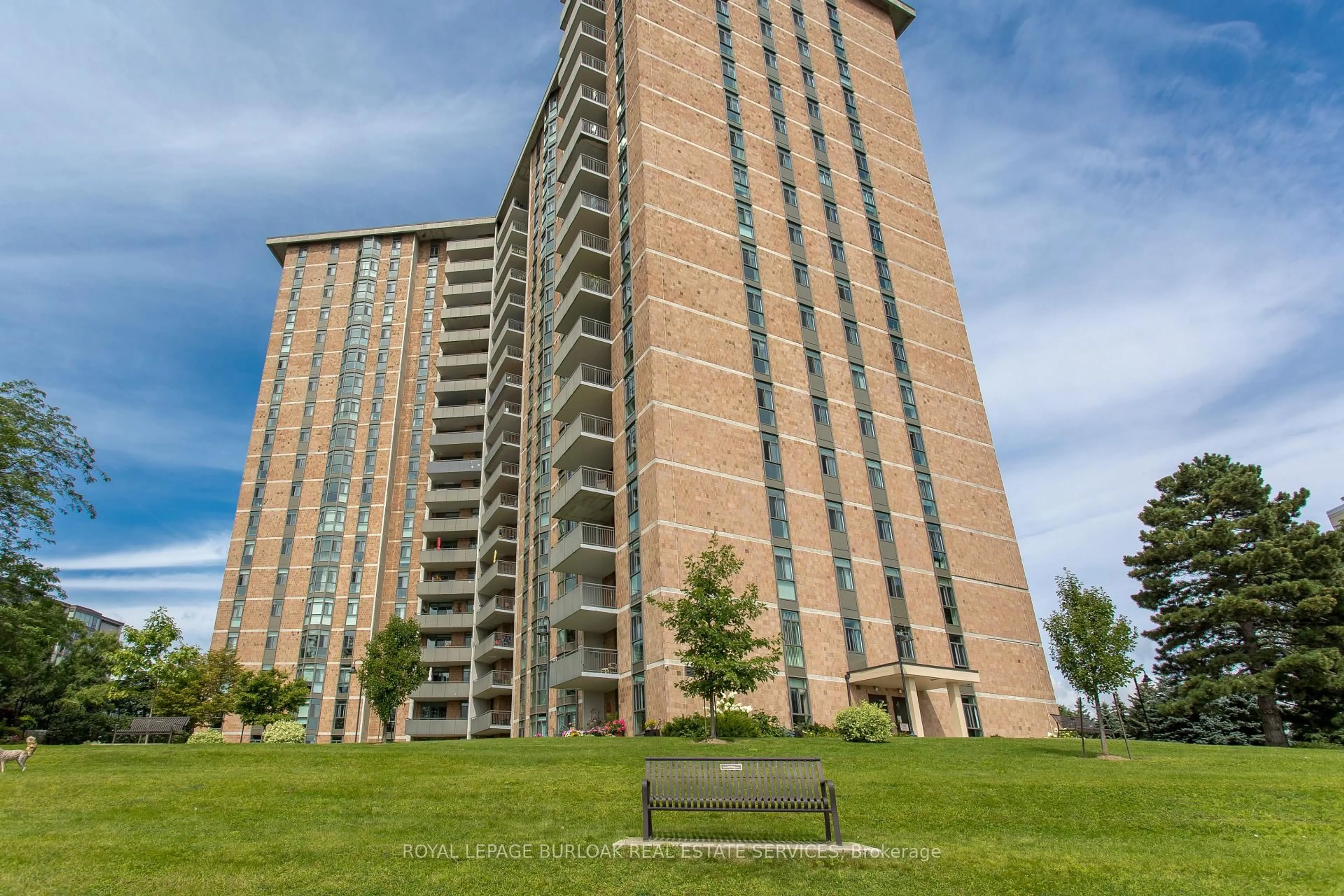Unknown for 5250 Lakeshore Rd #1204, Burlington Ontario L7L 5L2