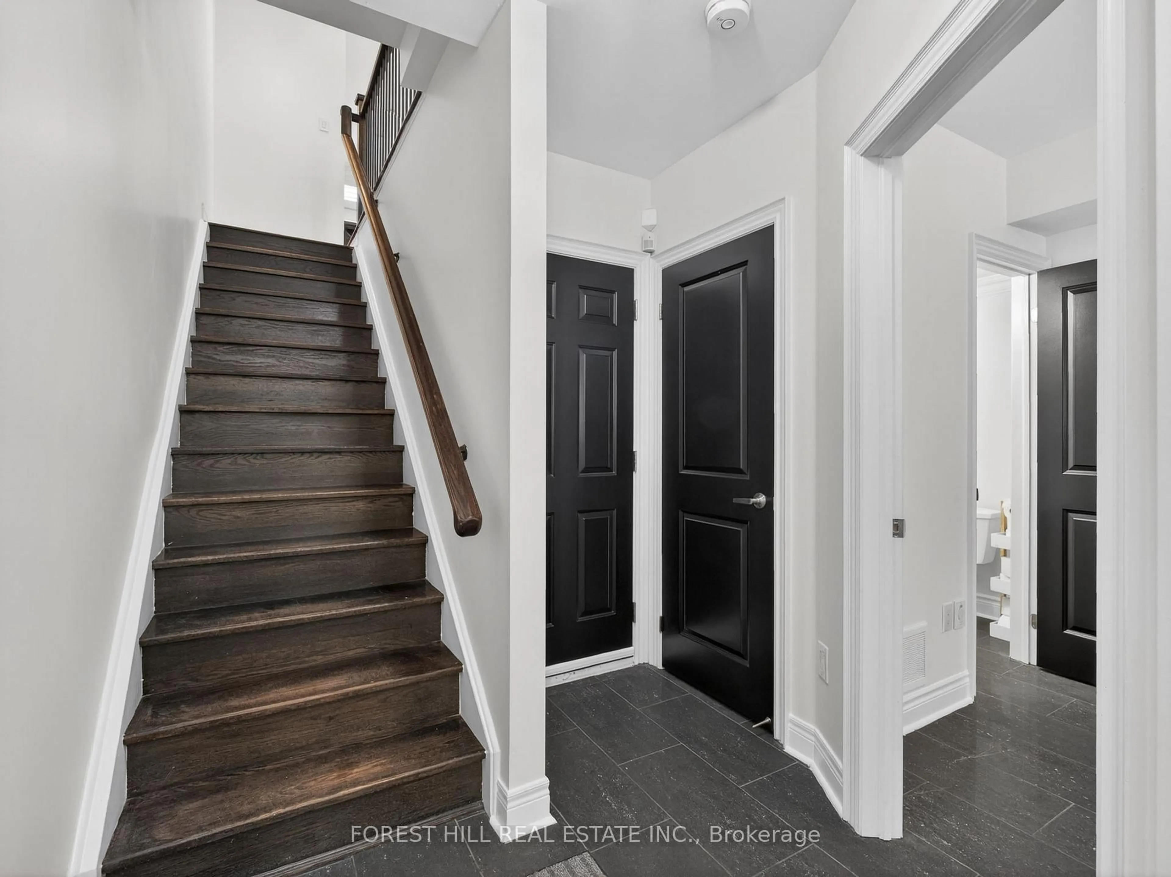 Indoor entryway for 78 Cormier Hts, Toronto Ontario M8W 4S5