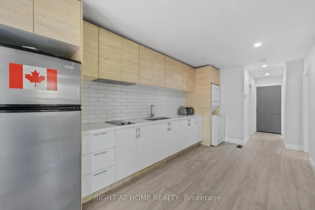 72 Katherine Rd, Toronto 5