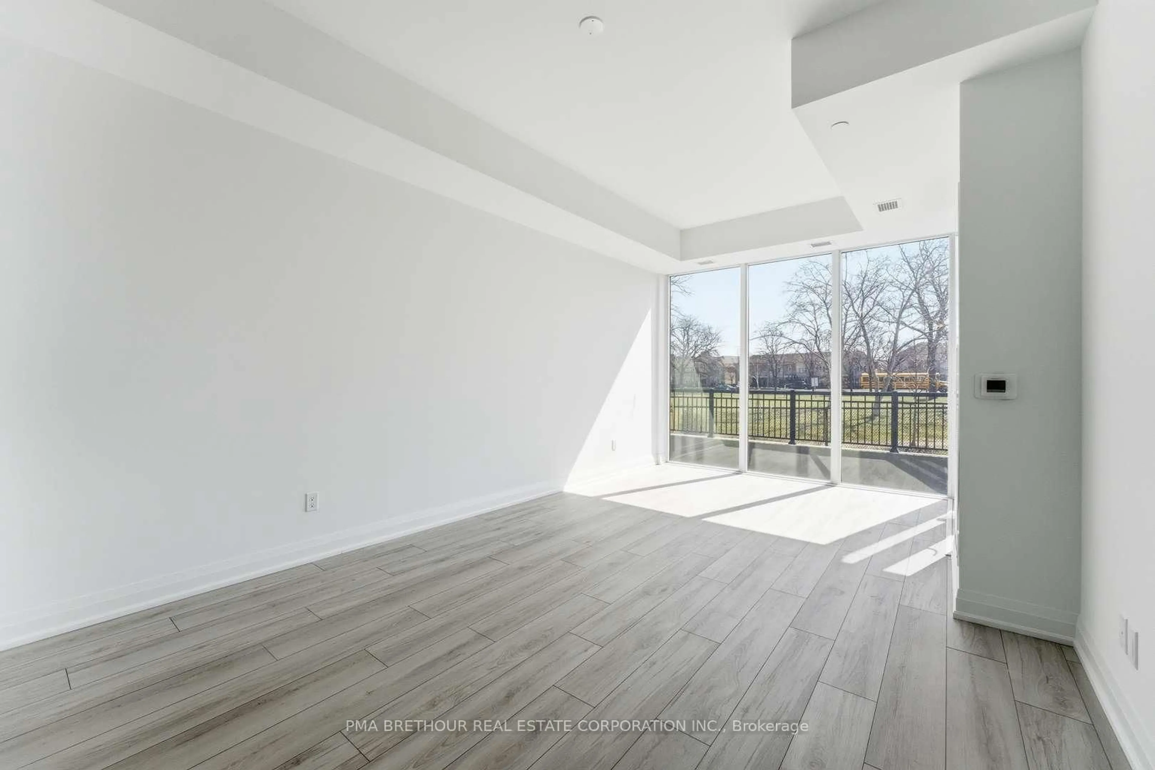 A pic of a room for 1035 Southdown Rd #105, Mississauga Ontario L5J 0A2