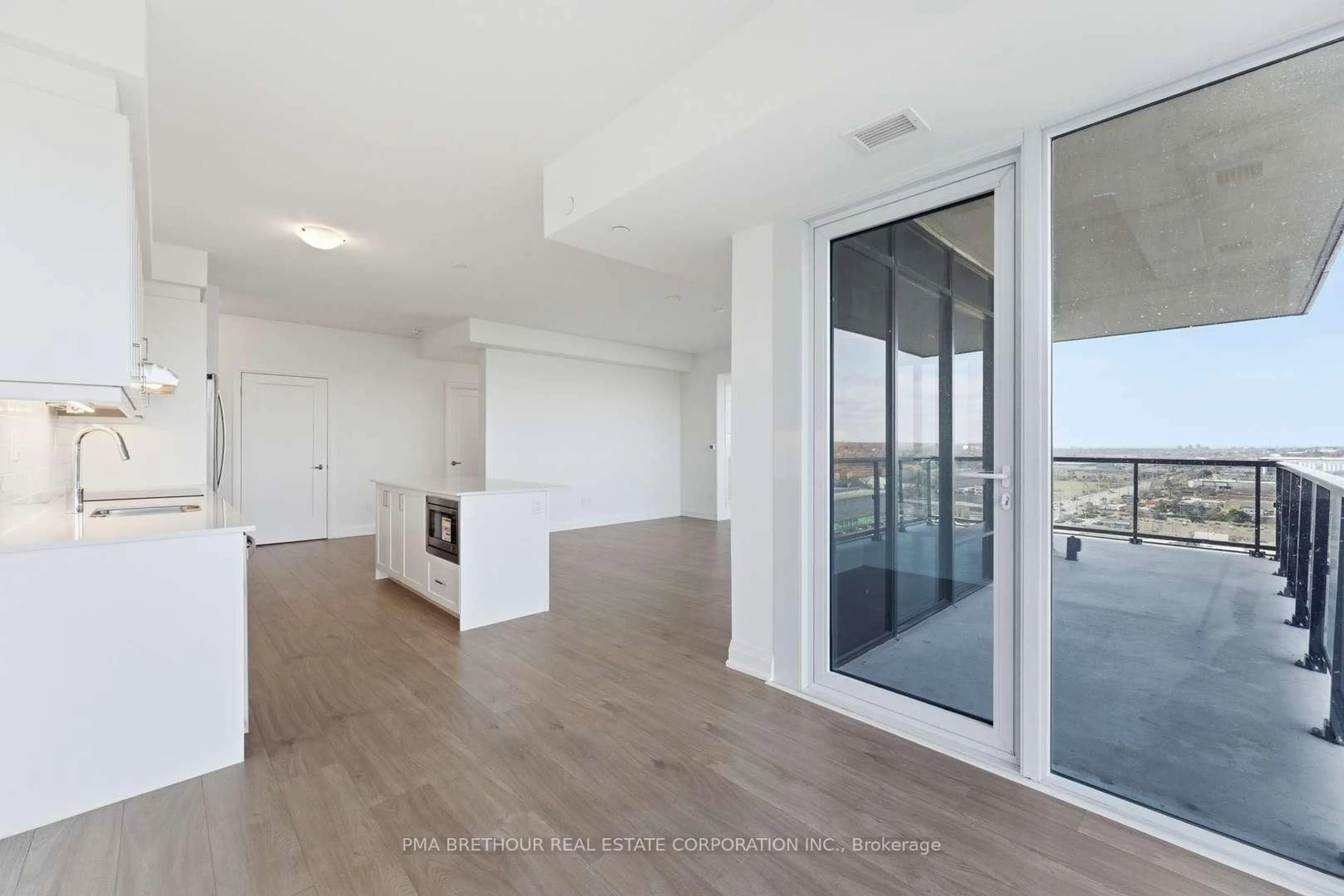 A pic of a room for 1035 Southdown Rd #1809, Mississauga Ontario L5J 0A2