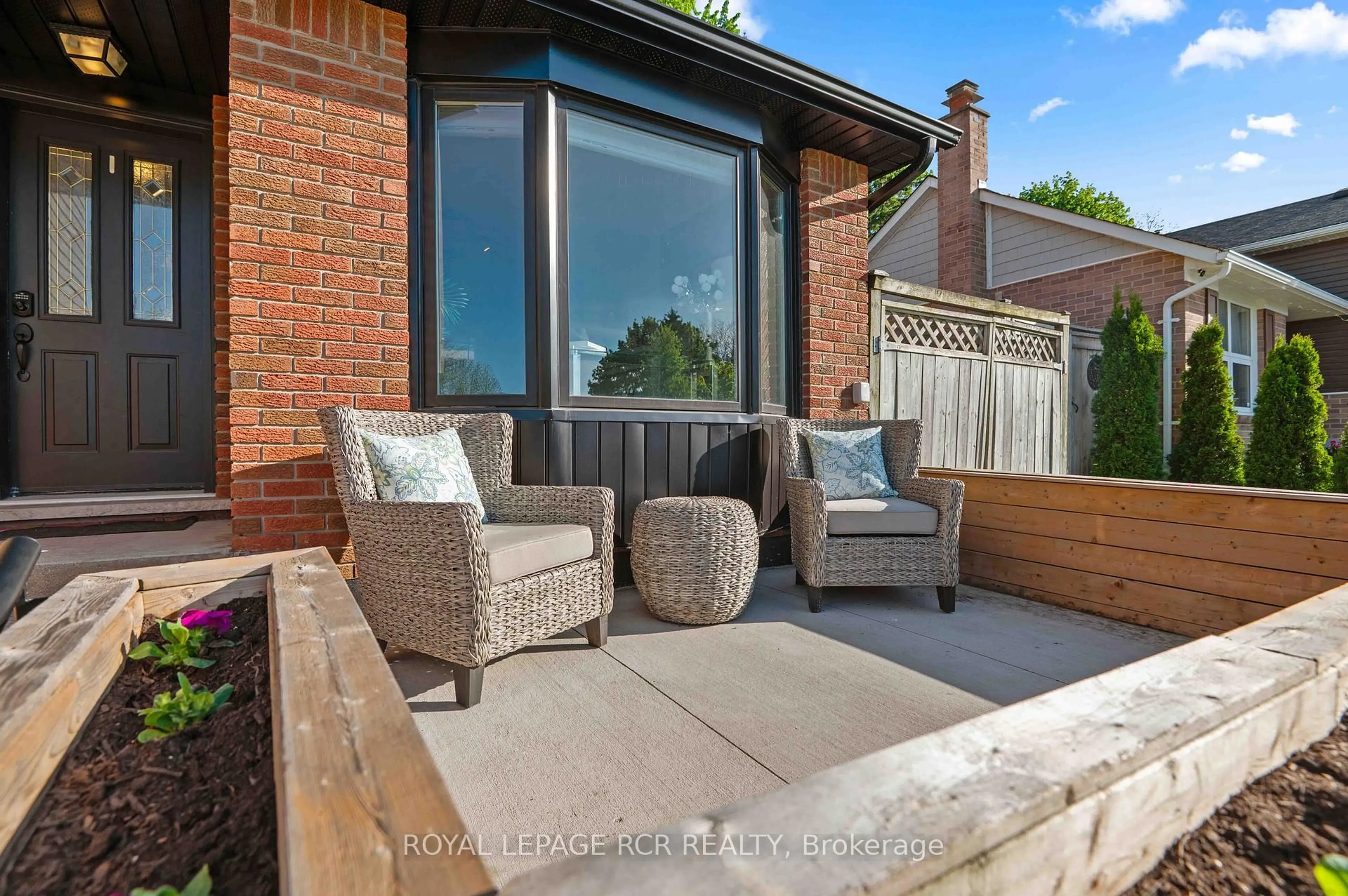 Patio, street for 46 Goldgate Cres, Orangeville Ontario L9W 4B7
