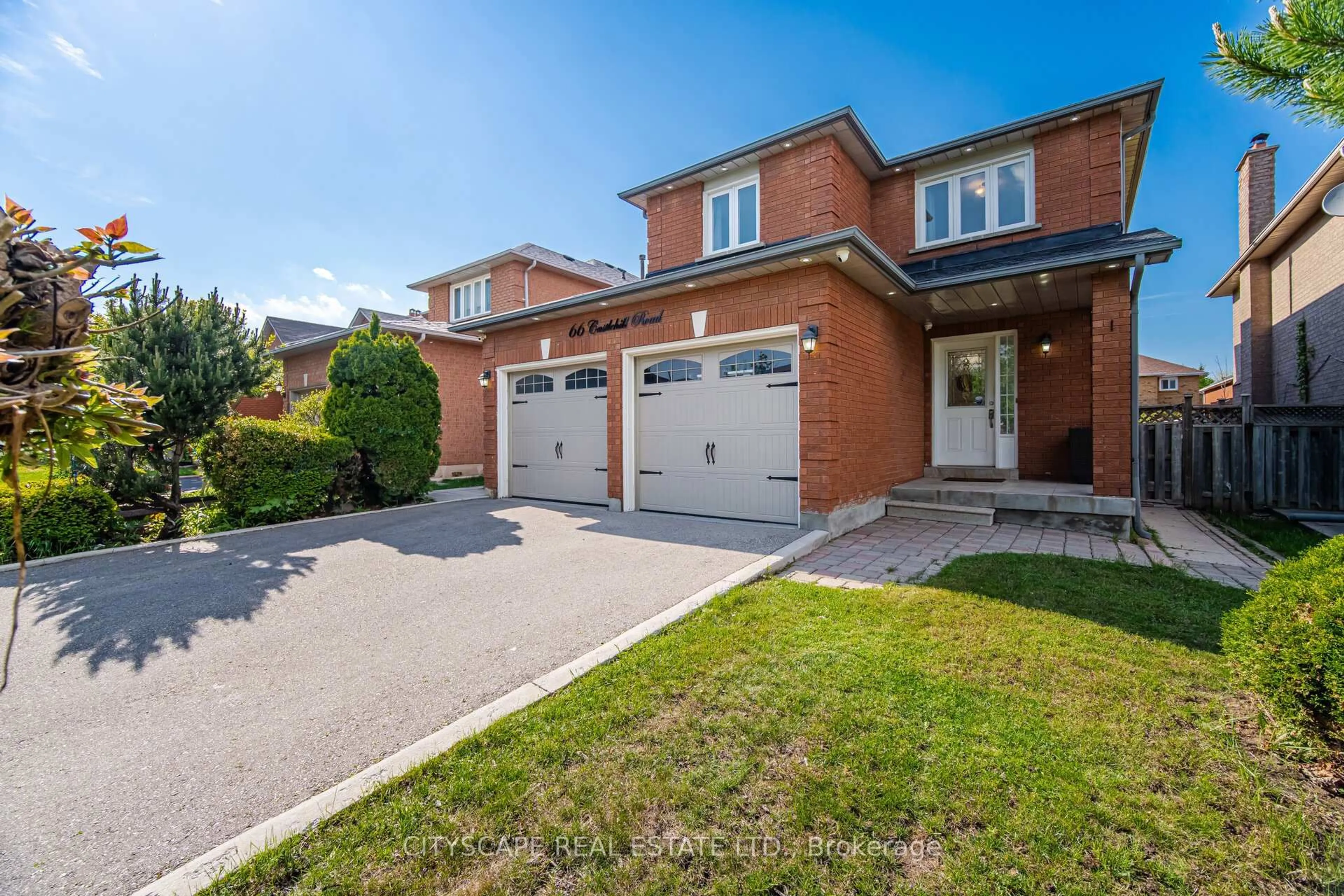 Home with brick exterior material, street for 66 Castle Hill Rd, Brampton Ontario L6X 4E1