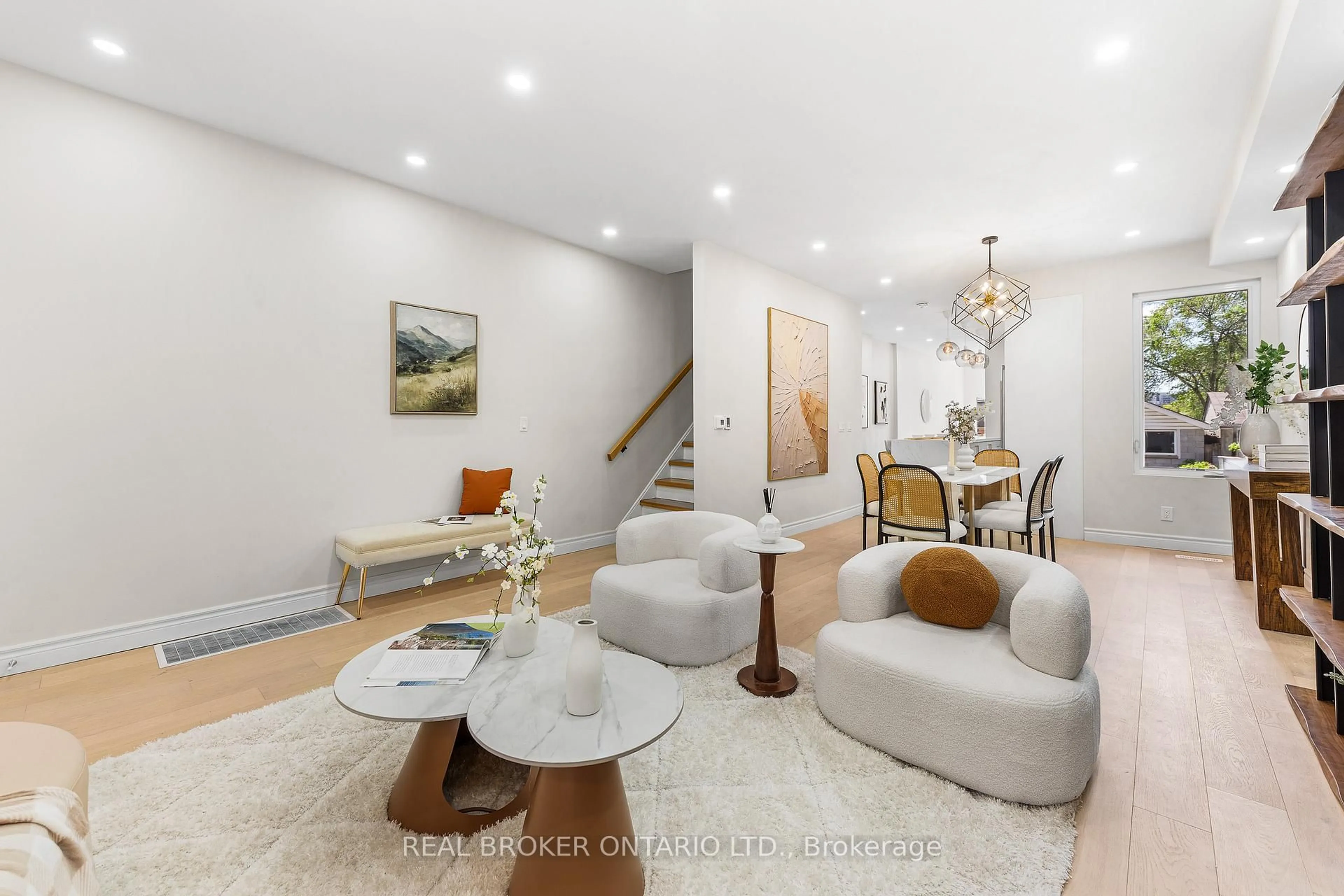 Living room with furniture, unknown for 806 Gladstone Ave, Toronto Ontario M6H 3J6