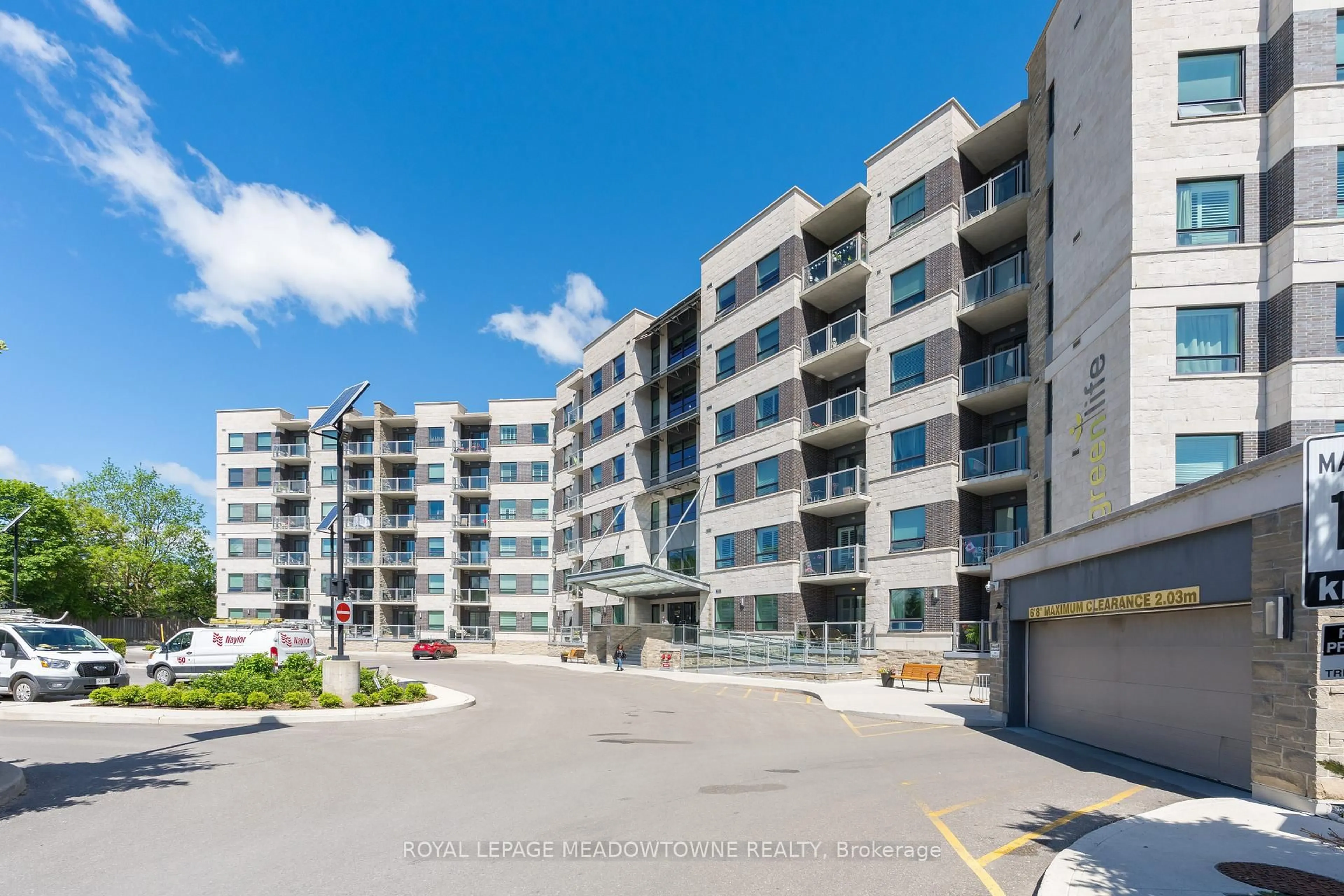A pic from outside/outdoor area/front of a property/back of a property/a pic from drone, building for 383 Main St #520, Milton Ontario L9T 8K8