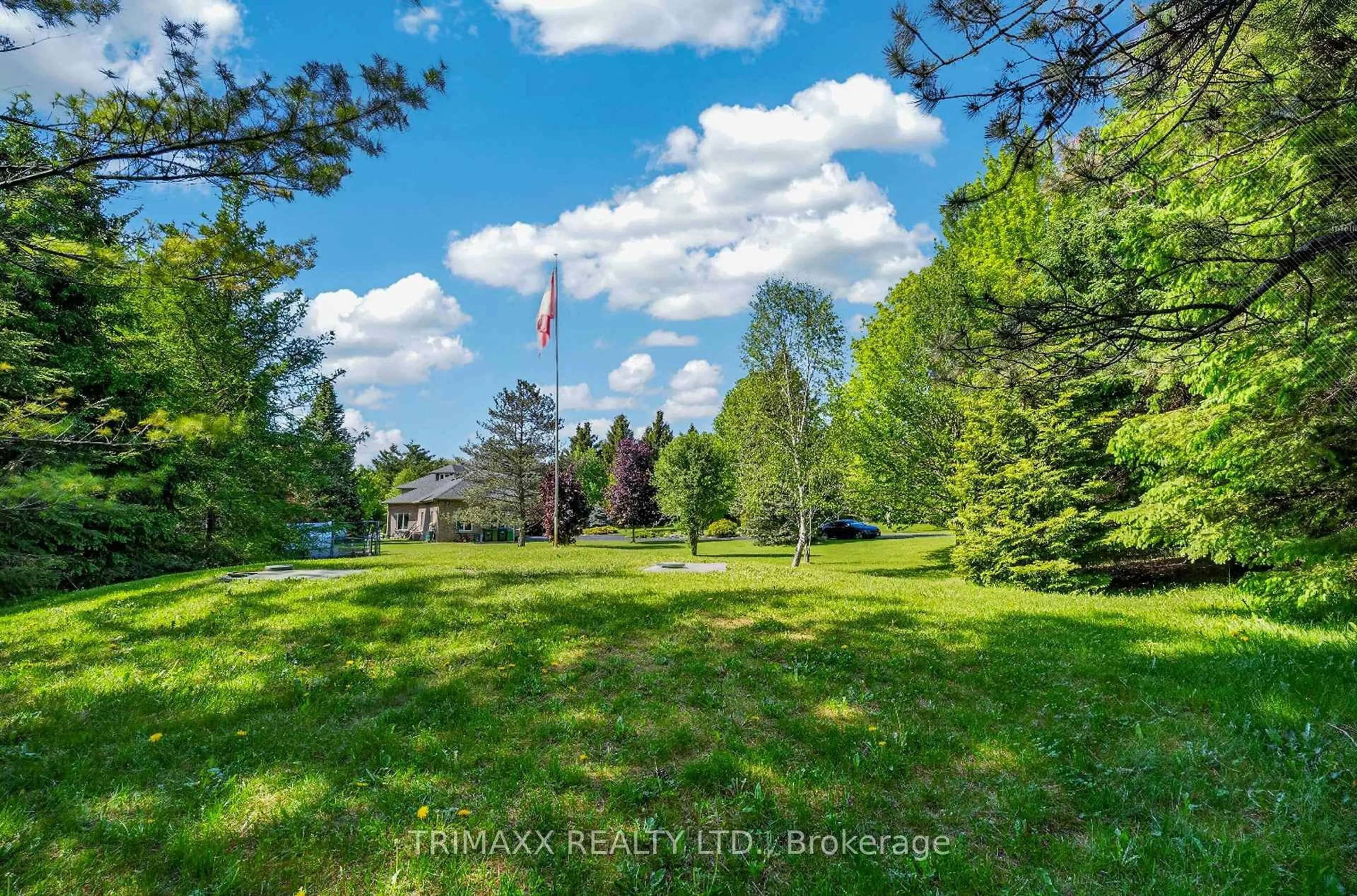 A pic from outside/outdoor area/front of a property/back of a property/a pic from drone, water/lake/river/ocean view for 18 Walton Dr, Caledon Ontario L7E 0A1