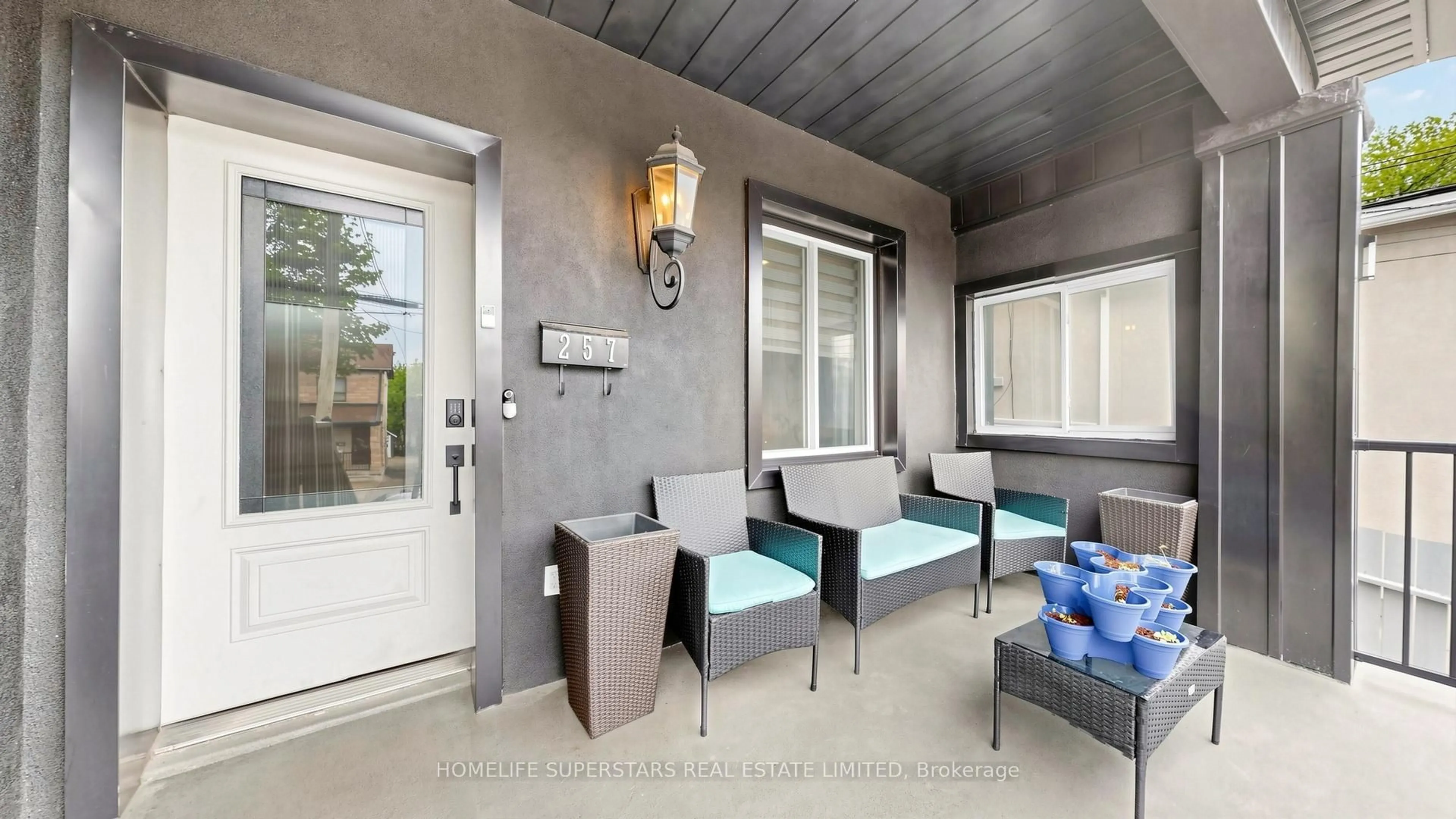 Patio, street for 257 Prescott Ave, Toronto Ontario M6N 3G9