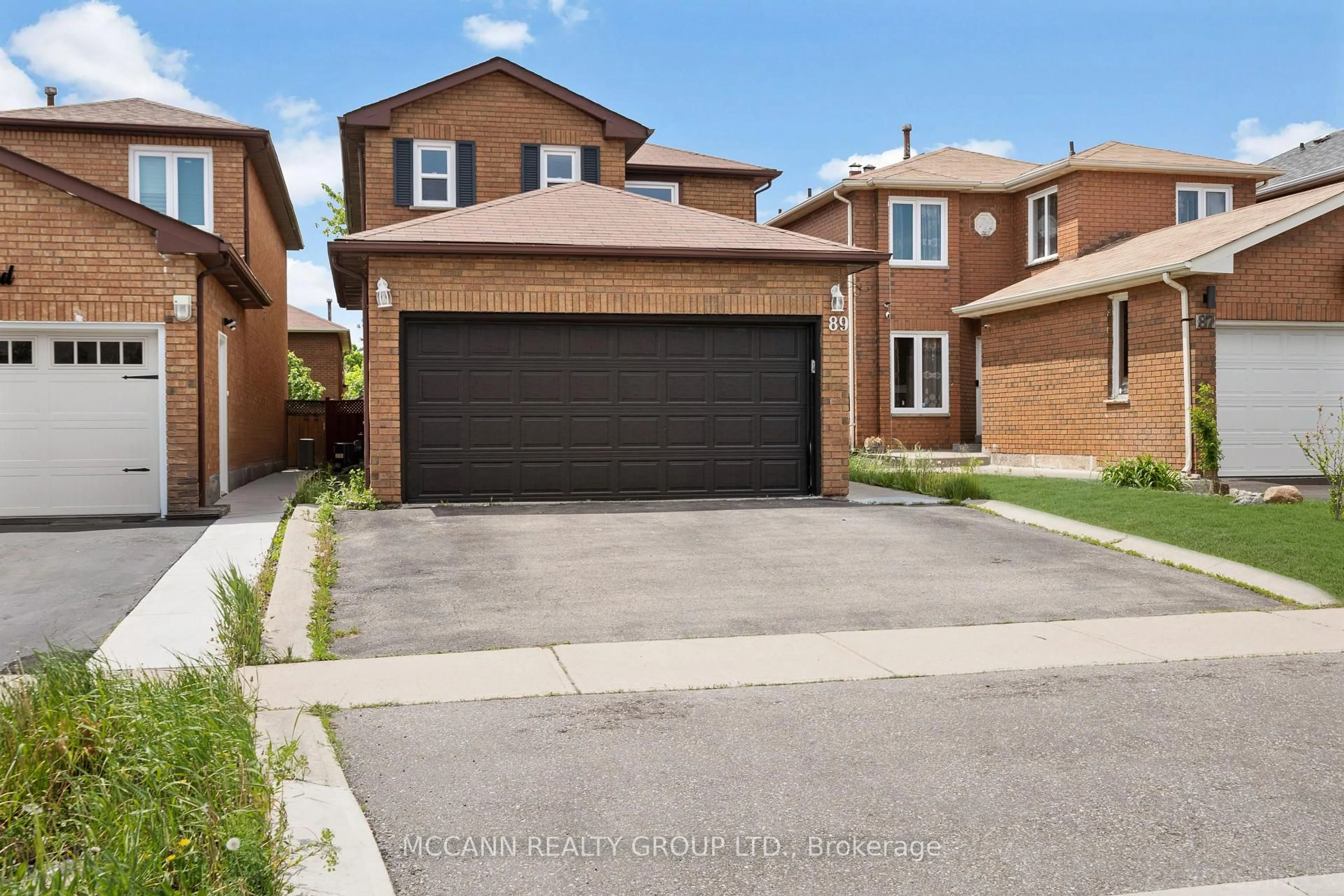 Home with brick exterior material, street for 89 Creditstone Rd, Brampton Ontario L6Y 4E9
