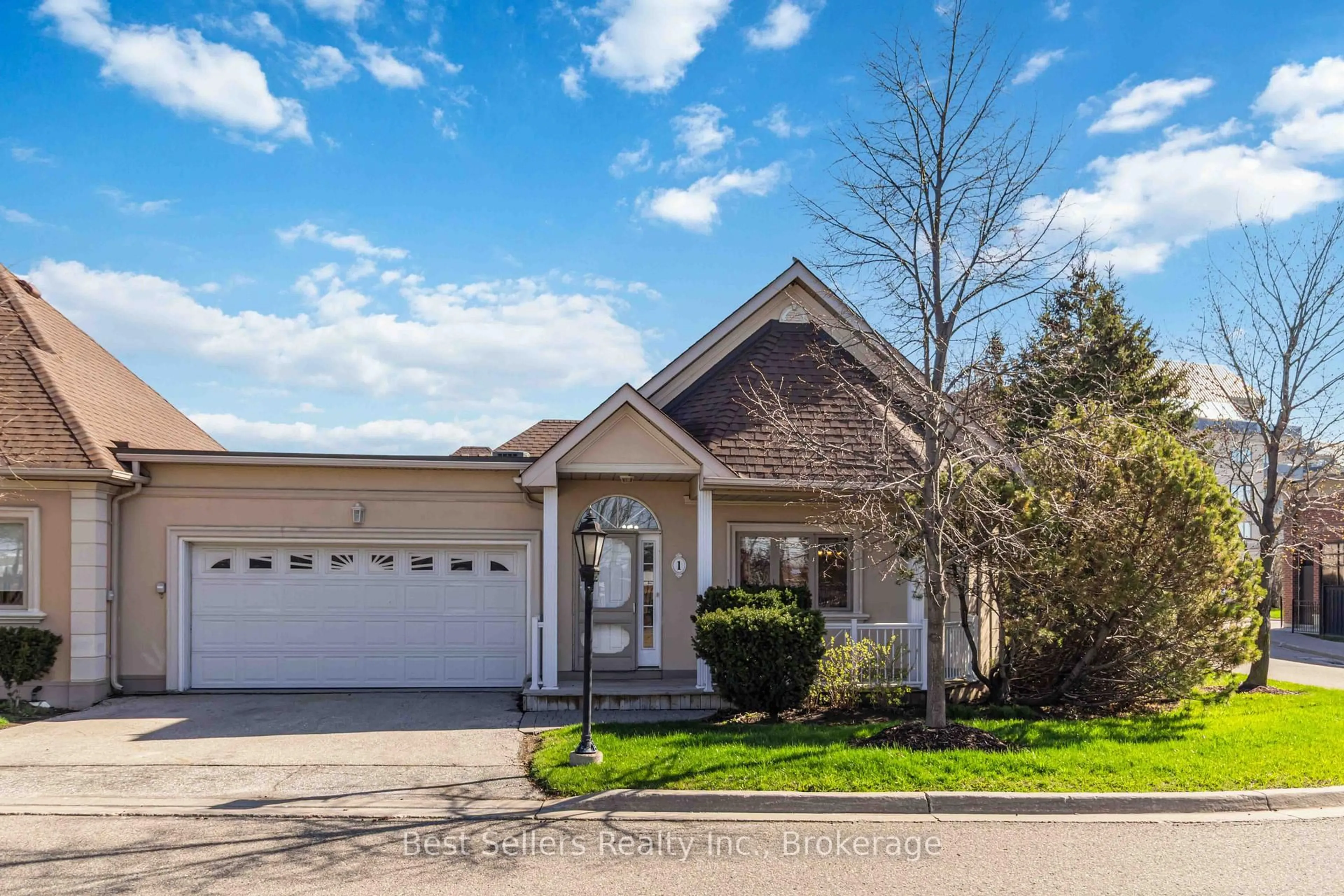 Home with vinyl exterior material, street for 1 Ferndown Cres #1, Brampton Ontario L6P 1C3