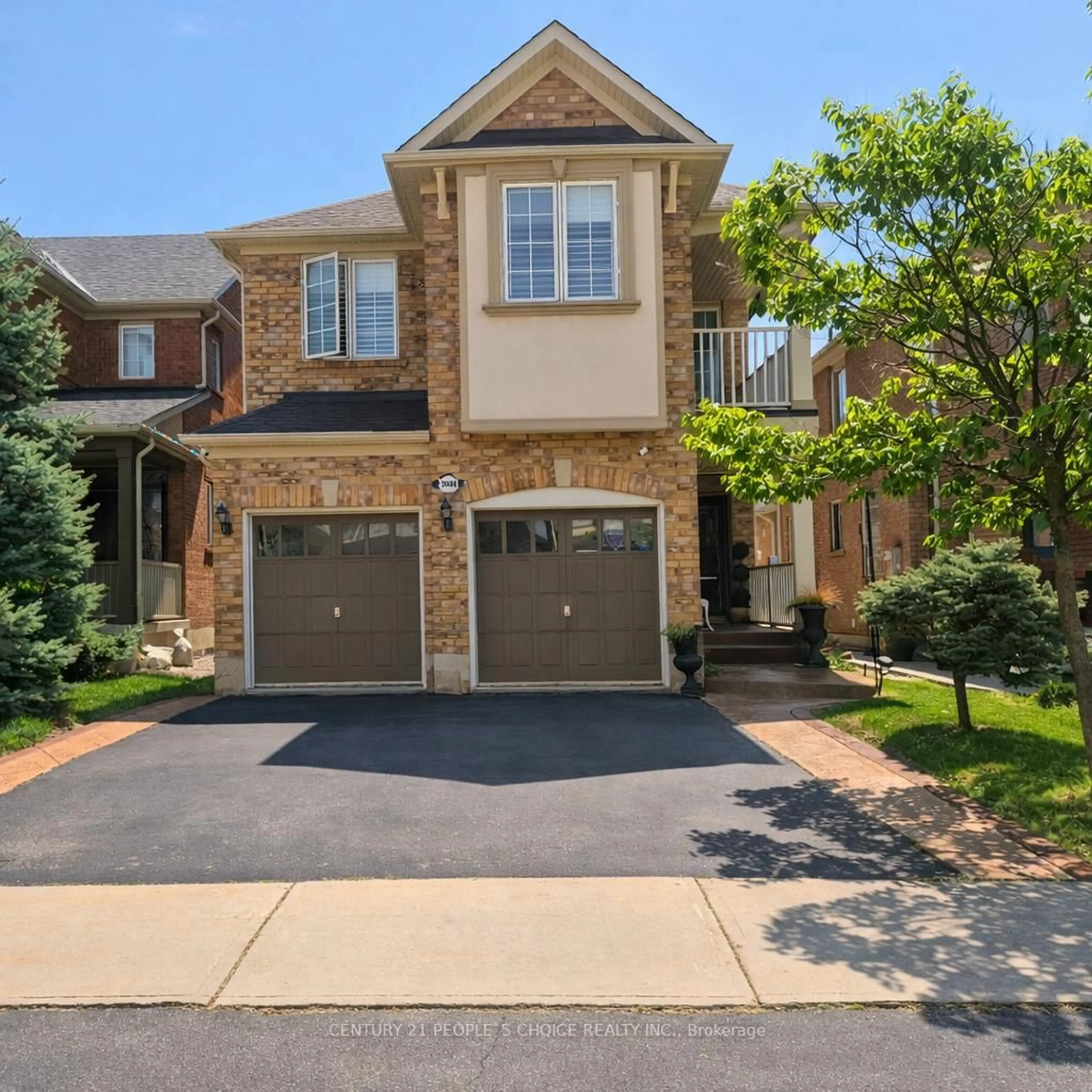 Home with brick exterior material, street for 3884 Henrietta Way, Mississauga Ontario L5M 7Y4