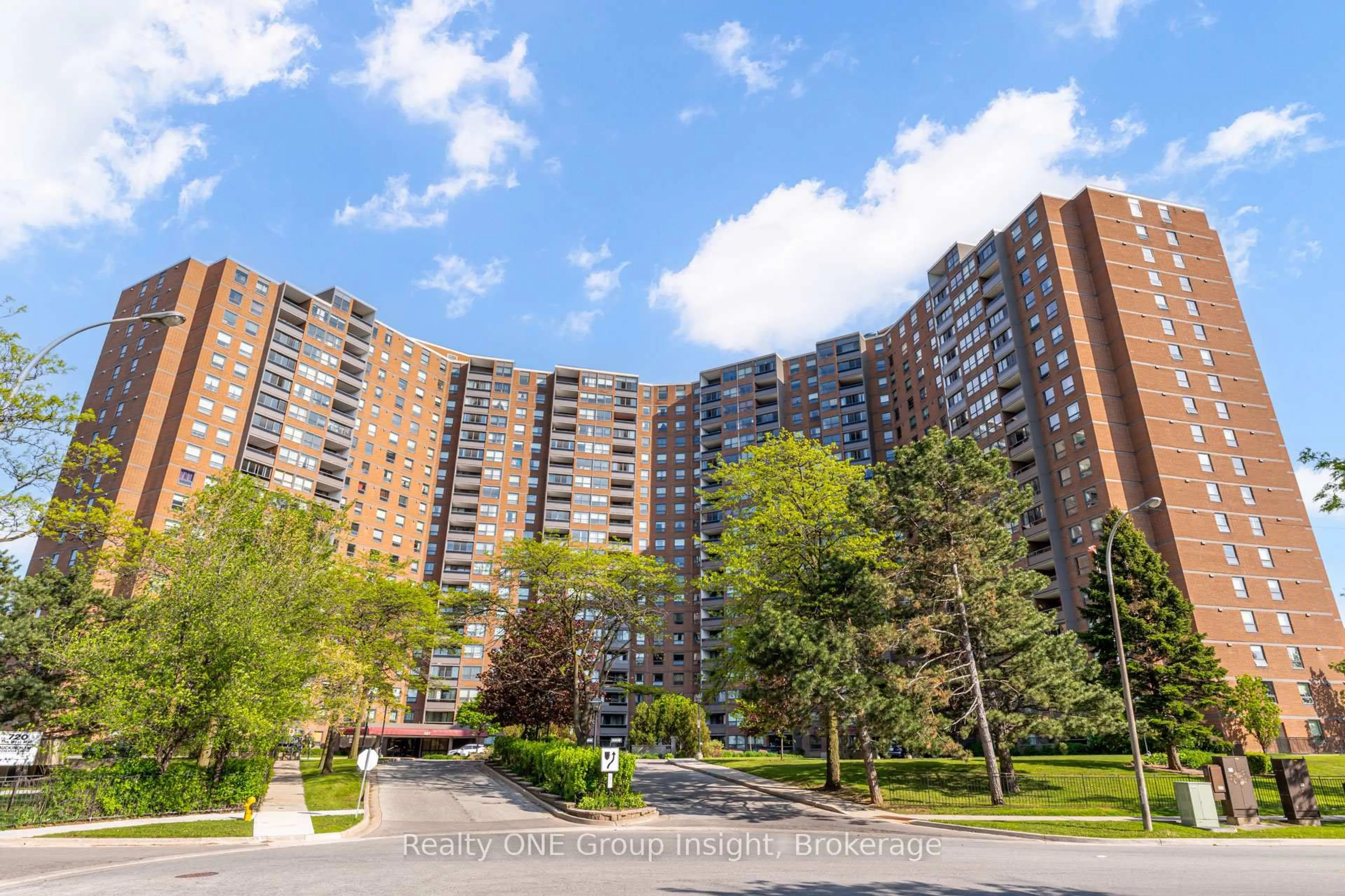 Unknown for 625 The West Mall #1105, Toronto Ontario M9C 4W9