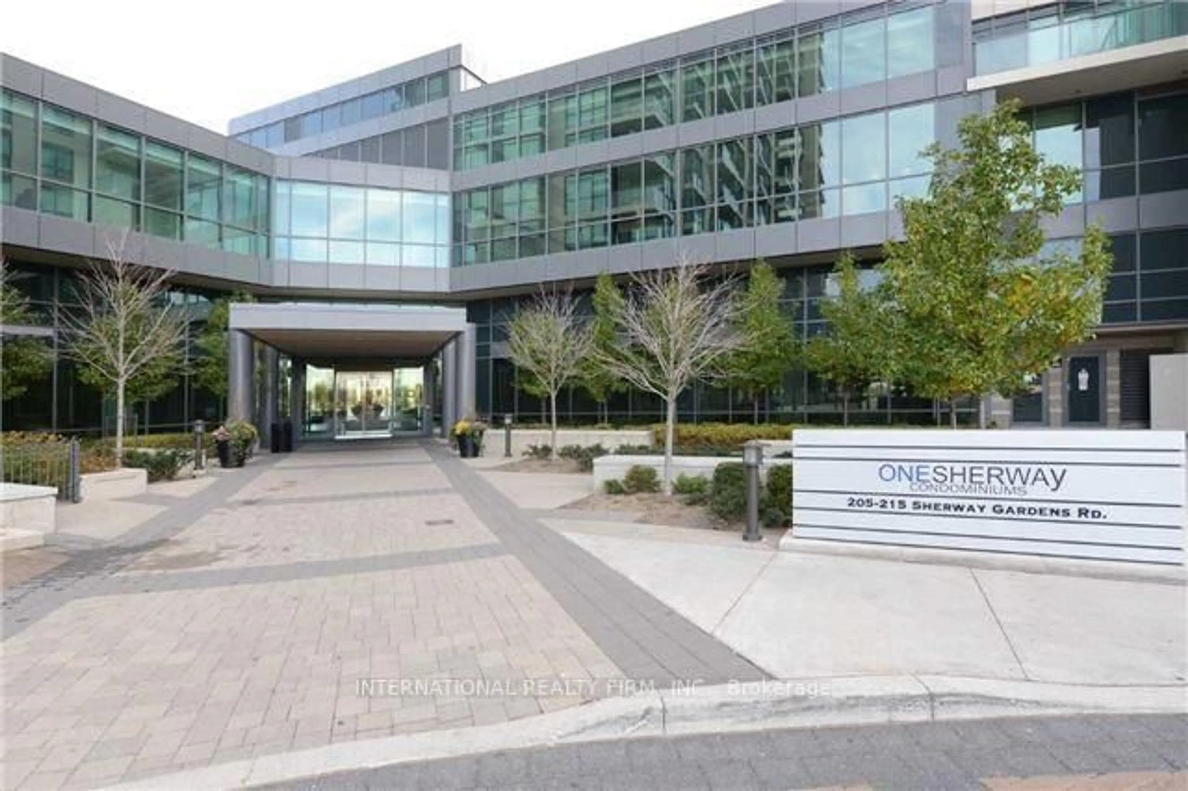 Indoor foyer for 205 Sherway Gardens Rd #401, Toronto Ontario M9C 0A5