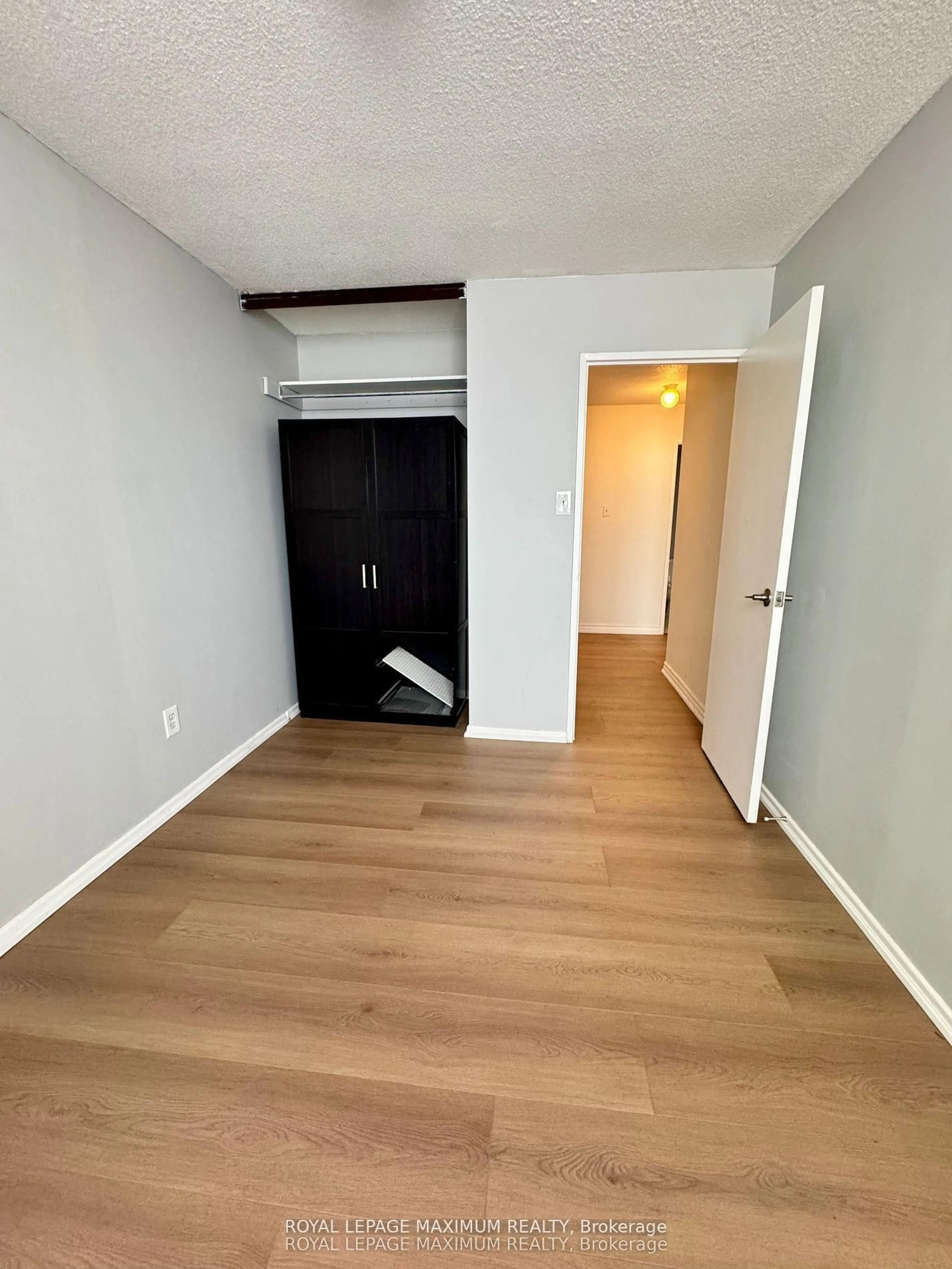 A pic of a room for 15 Kensington Rd #1912, Brampton Ontario L6T 3W2