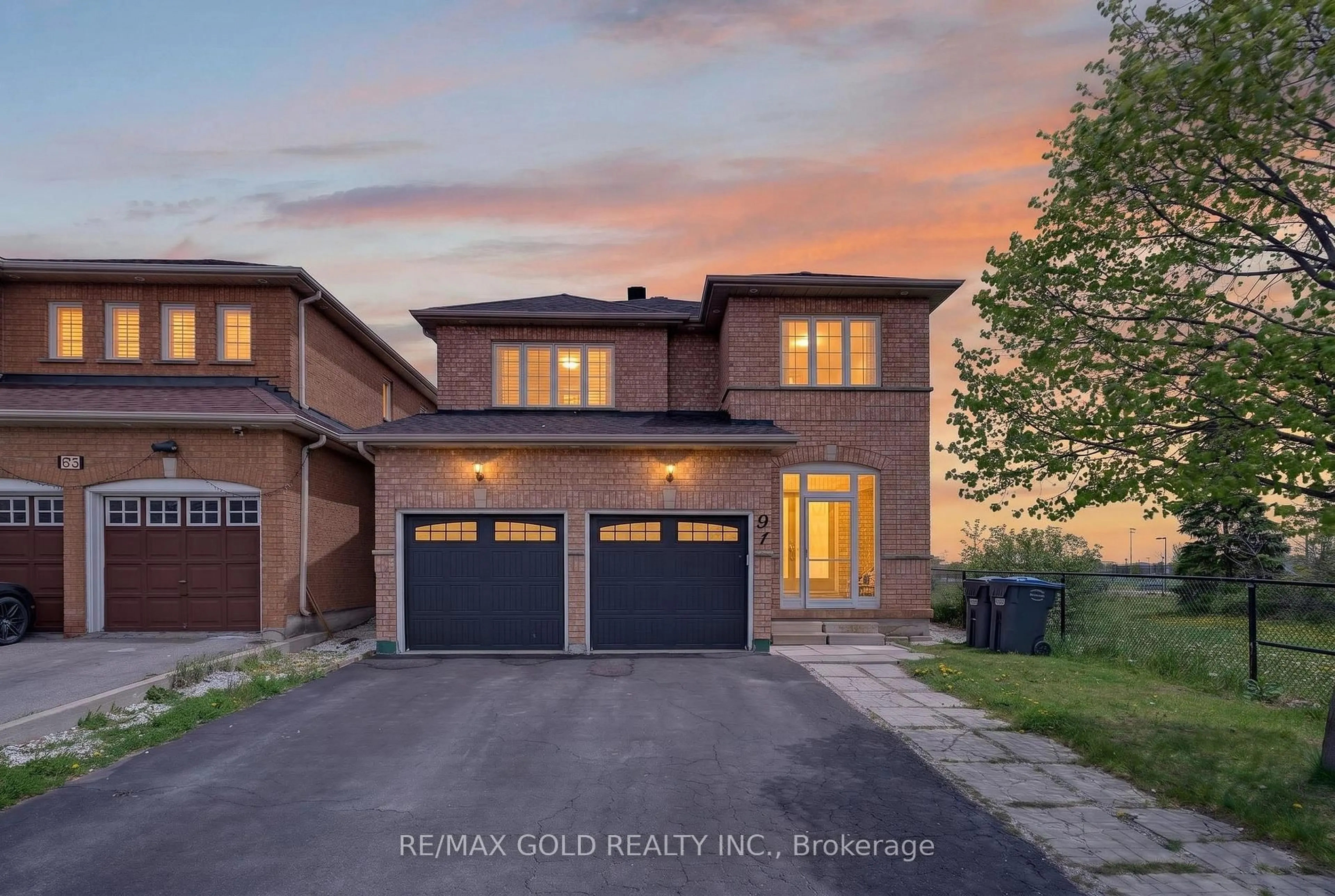 Home with brick exterior material, street for 91 Sewells Lane, Brampton Ontario L7A 2Z8