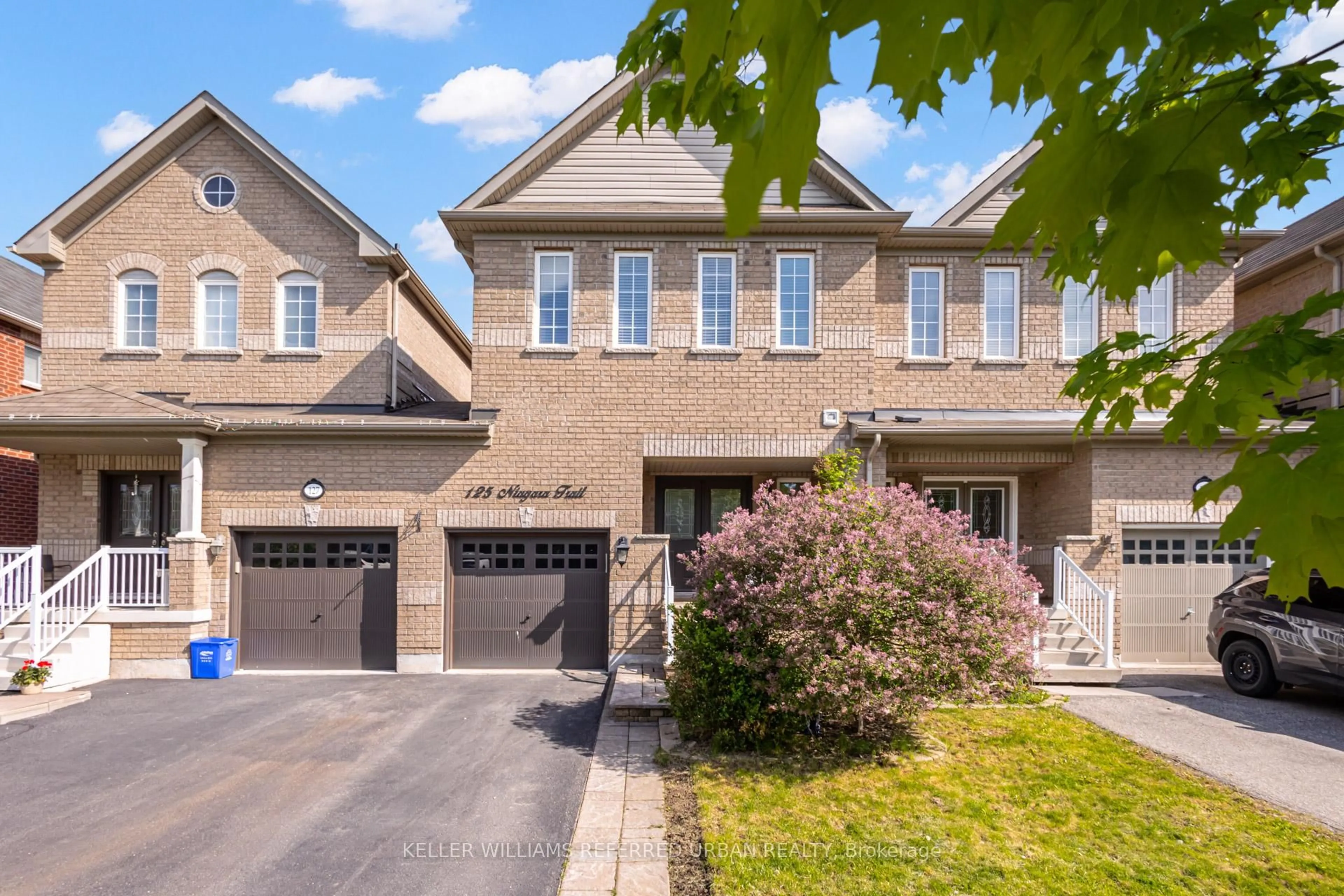 Home with brick exterior material, street for 125 Niagara Tr, Halton Hills Ontario L7G 0A6