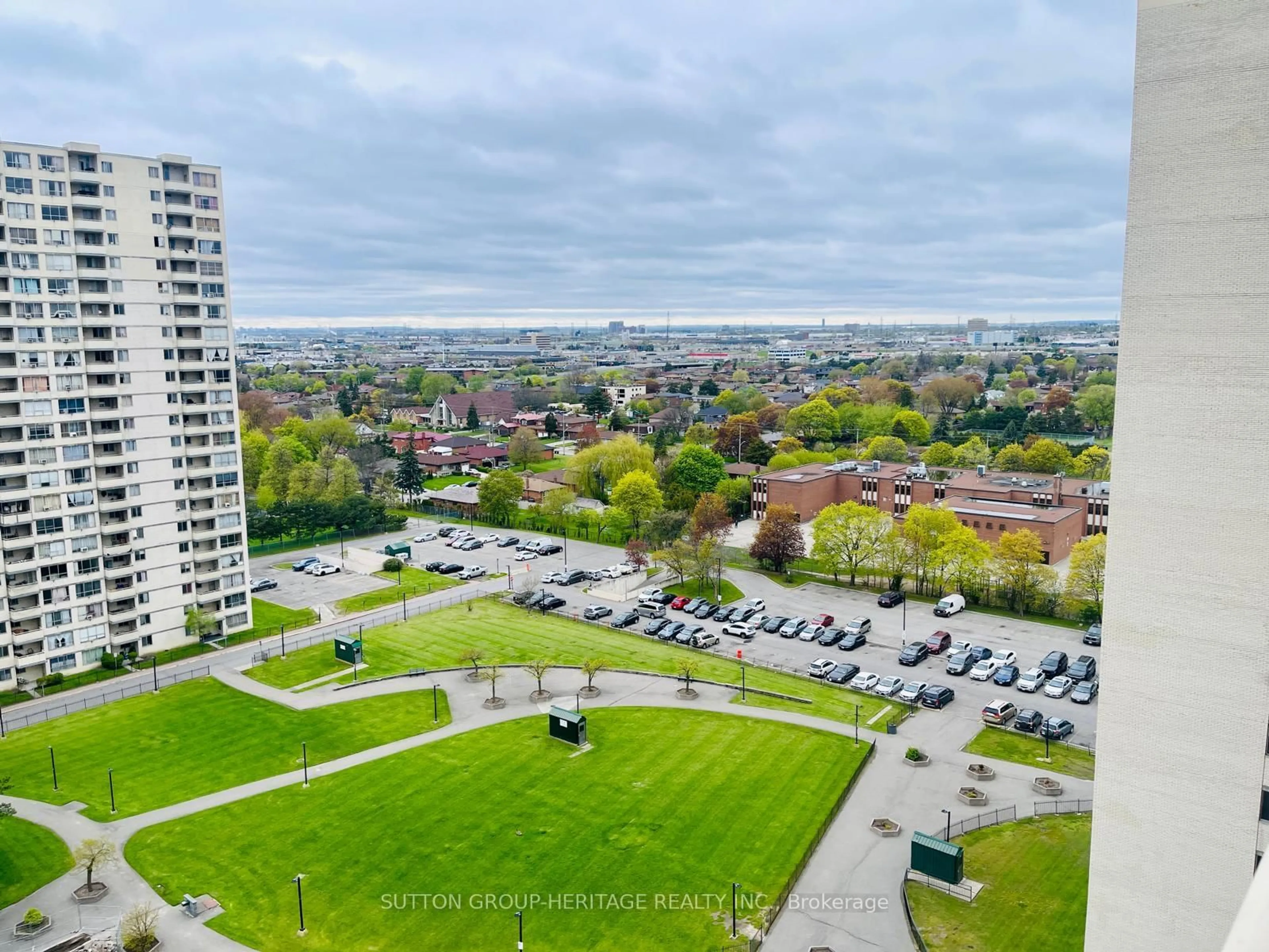 A pic from outside/outdoor area/front of a property/back of a property/a pic from drone, city buildings view from balcony for 320 Dixon Rd #1613, Toronto Ontario M9R 1S8